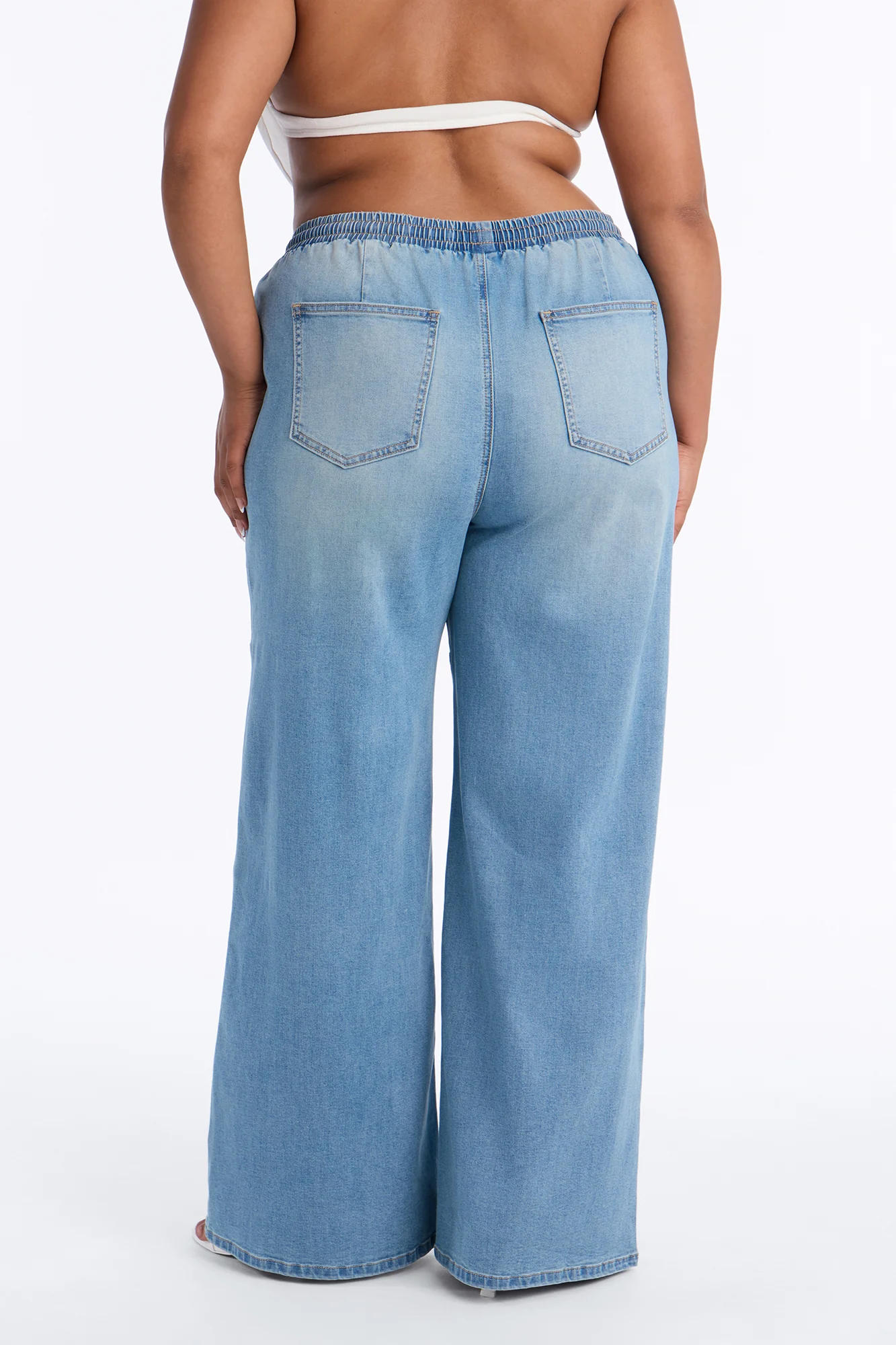 Nantucket Linen Blend Pull On Jeans - Light Wash - Image 8
