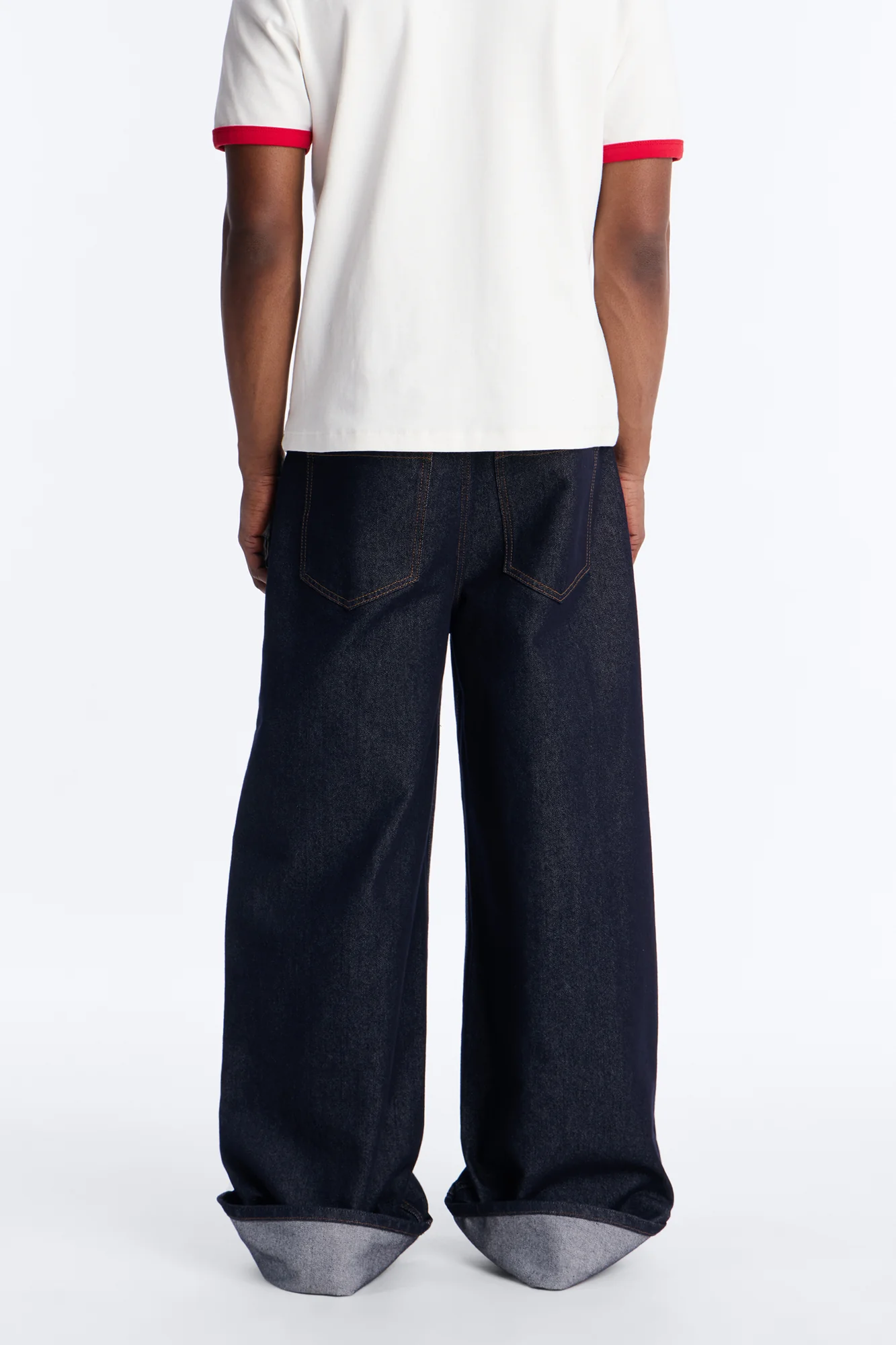 OC Relaxed Wide Leg Jean - Dark Wash - Image 4