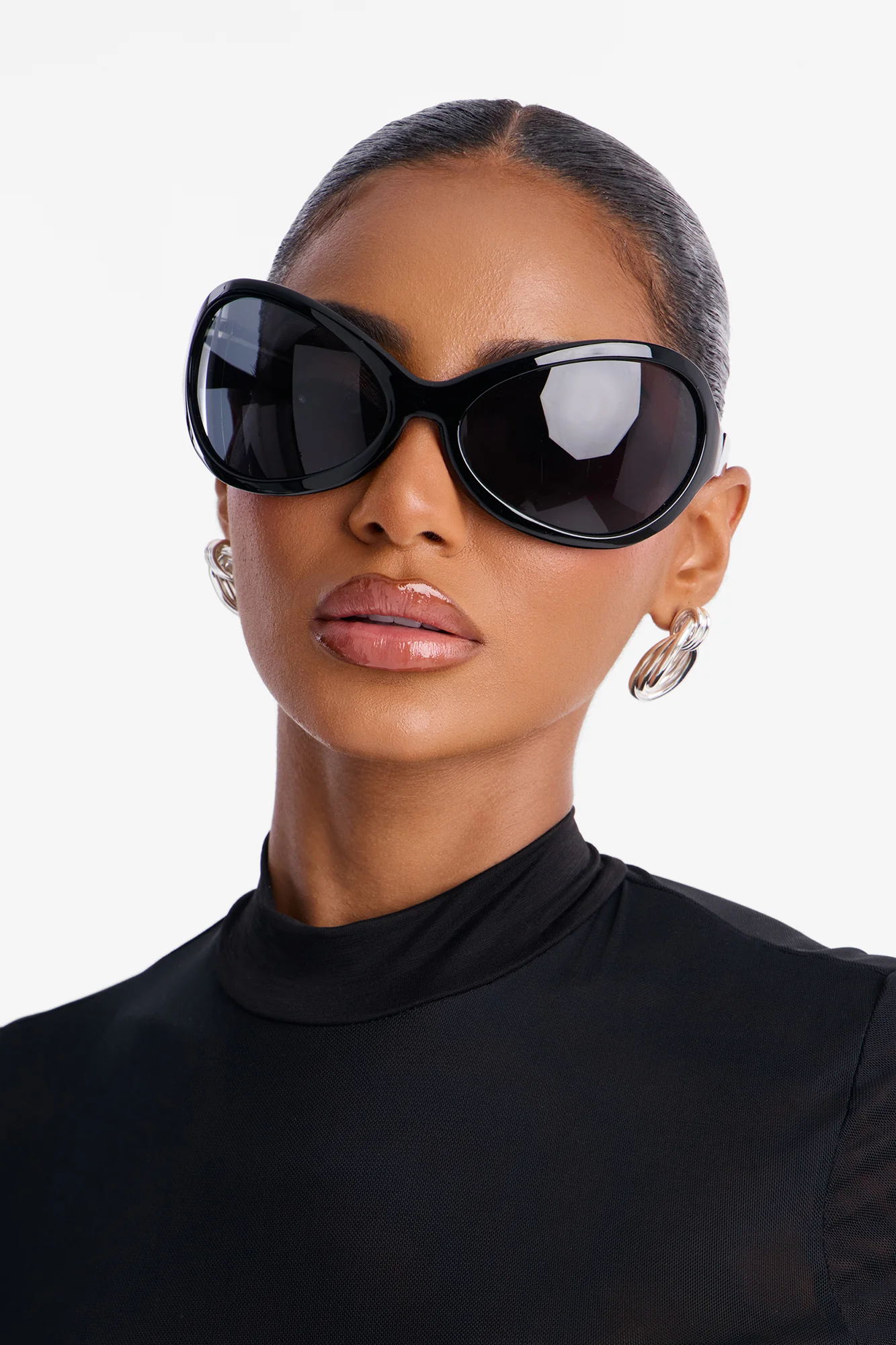 Outta Town Sunglasses - Black - Image 2