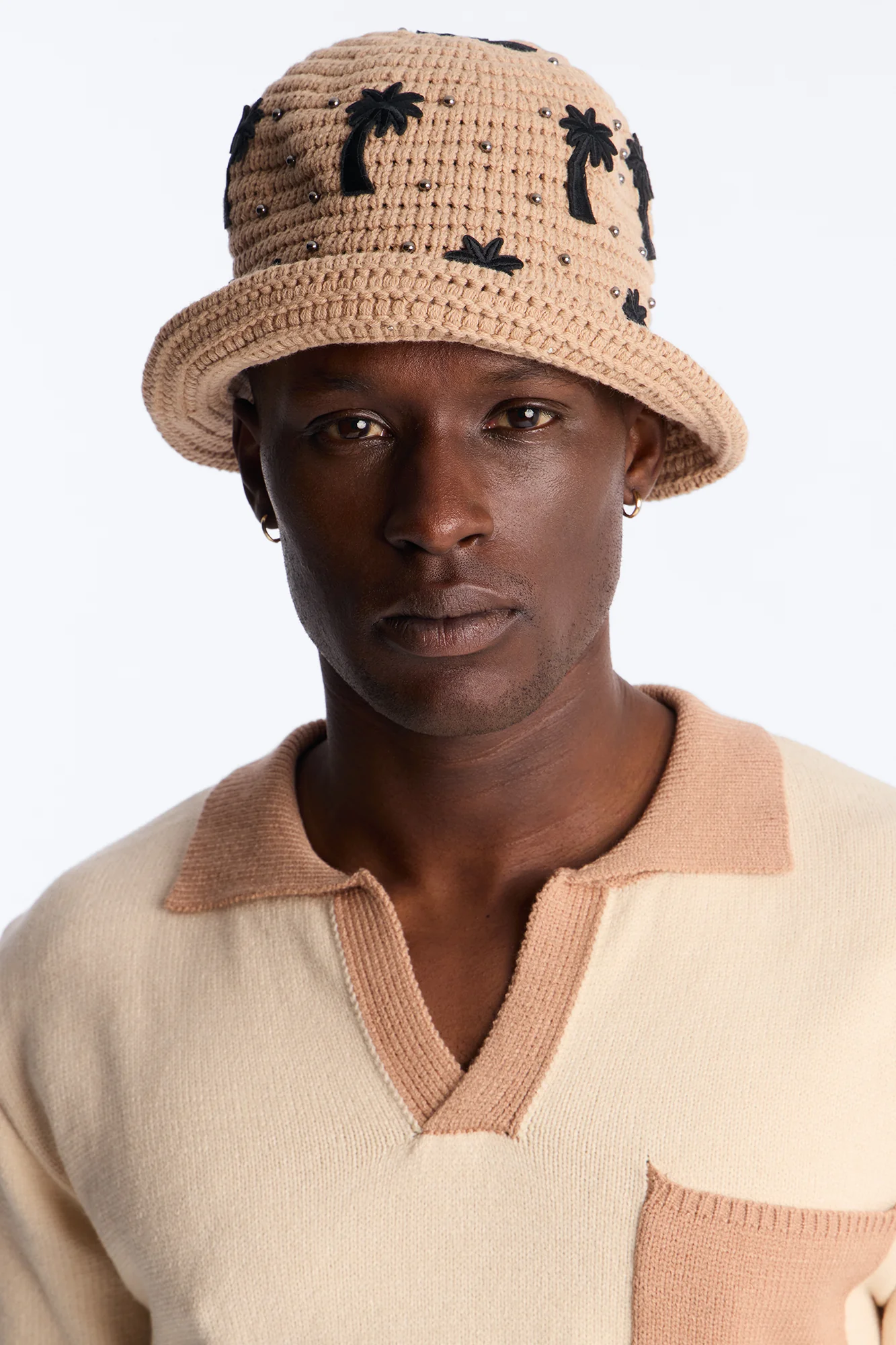 Palm Studded Straw Bucket Hat - Beige