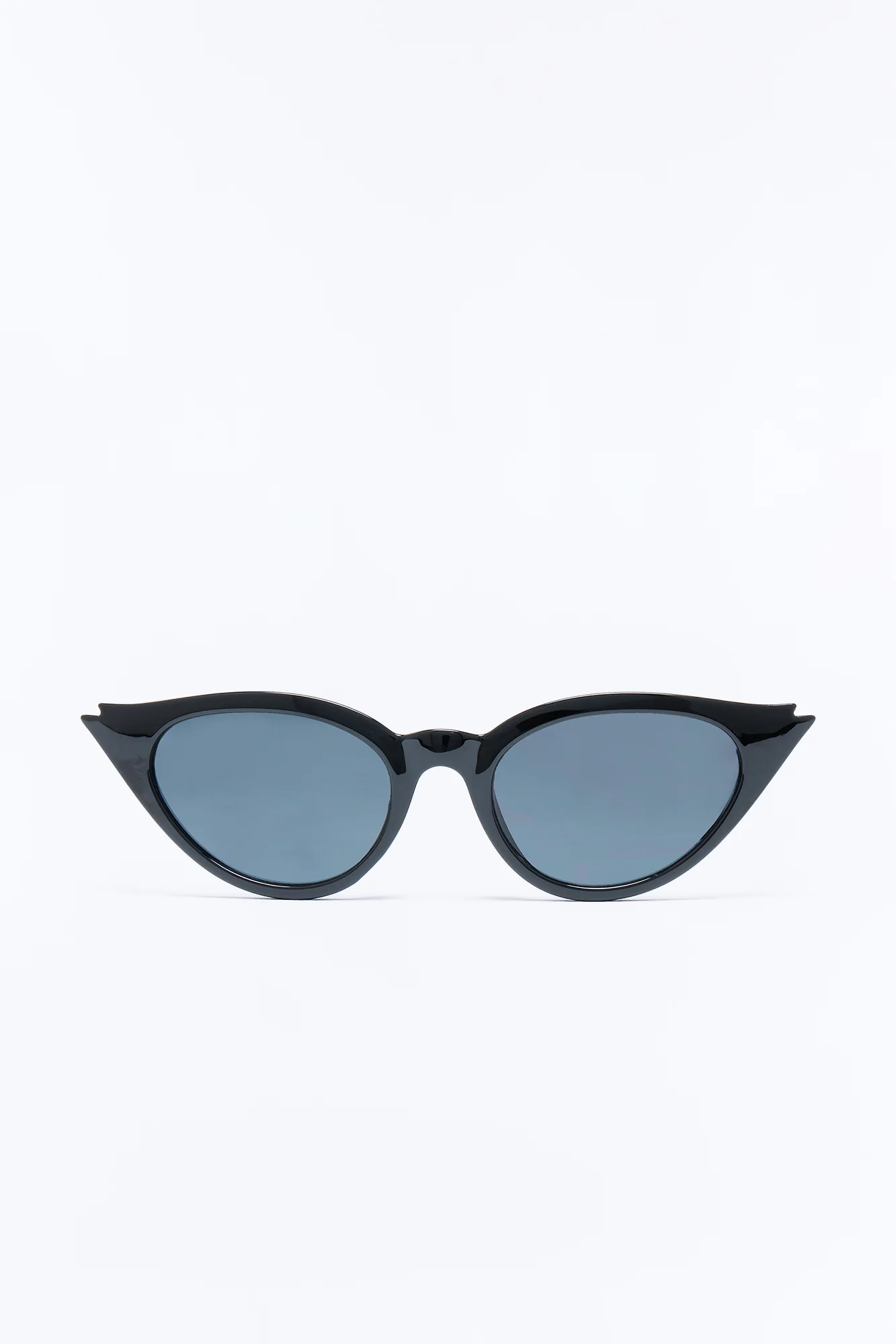 Persuade You Sunglasses - Black - Image 3