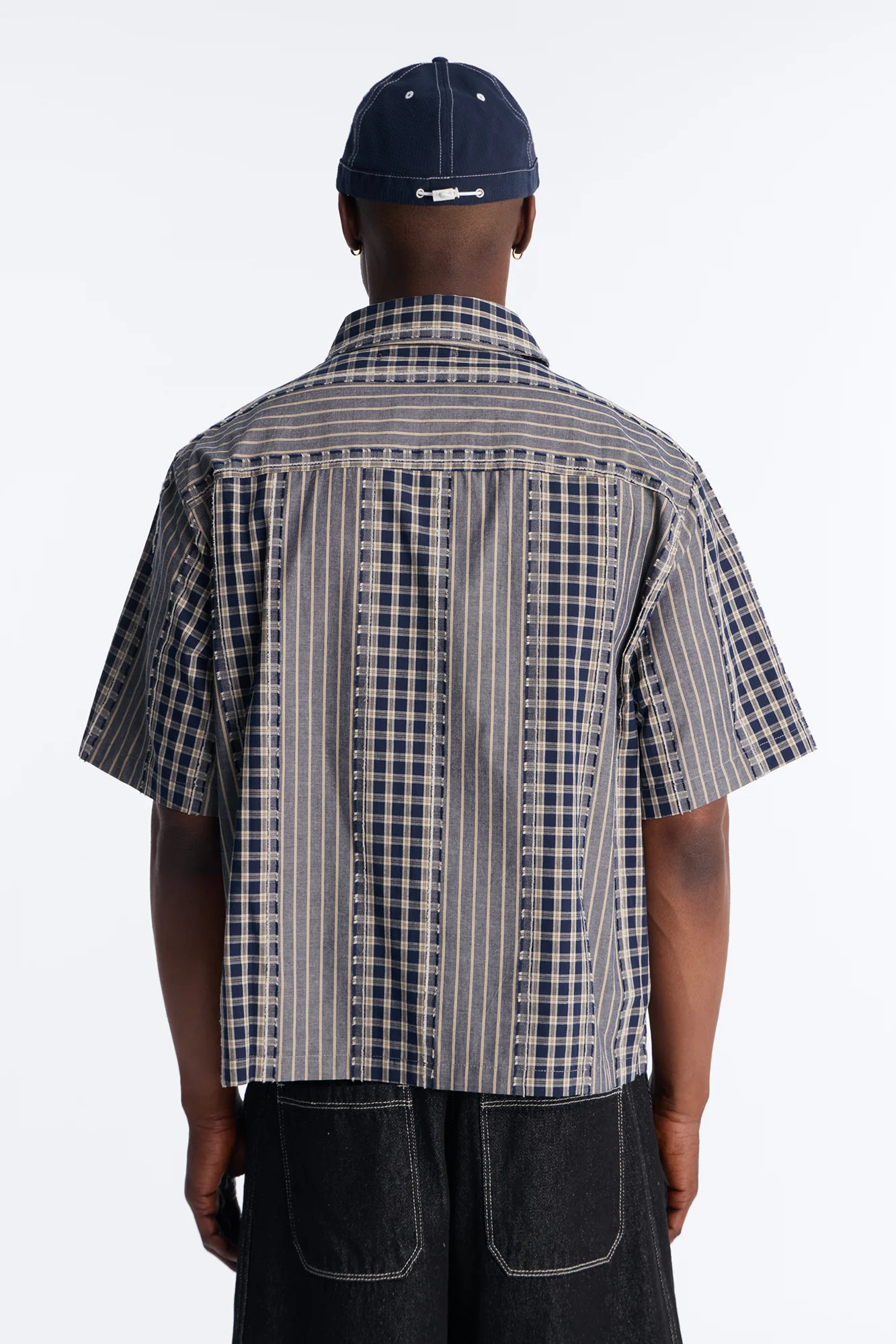 Relaxed Cropped Creekside Stripe Distressed Button Up Shirt - Navy - Image 4