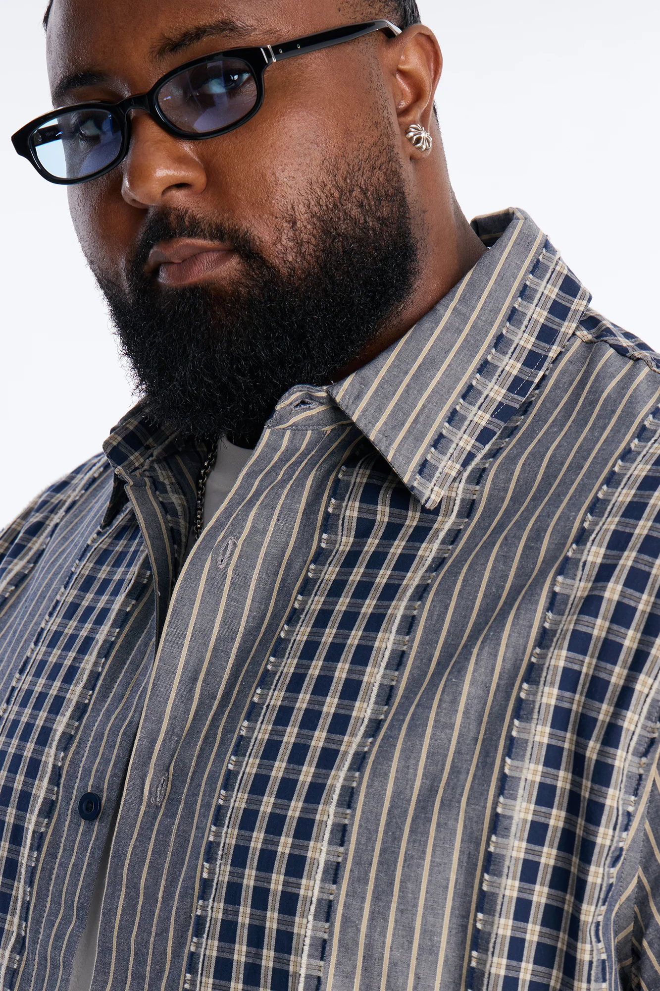 Relaxed Cropped Creekside Stripe Distressed Button Up Shirt - Navy - Image 7