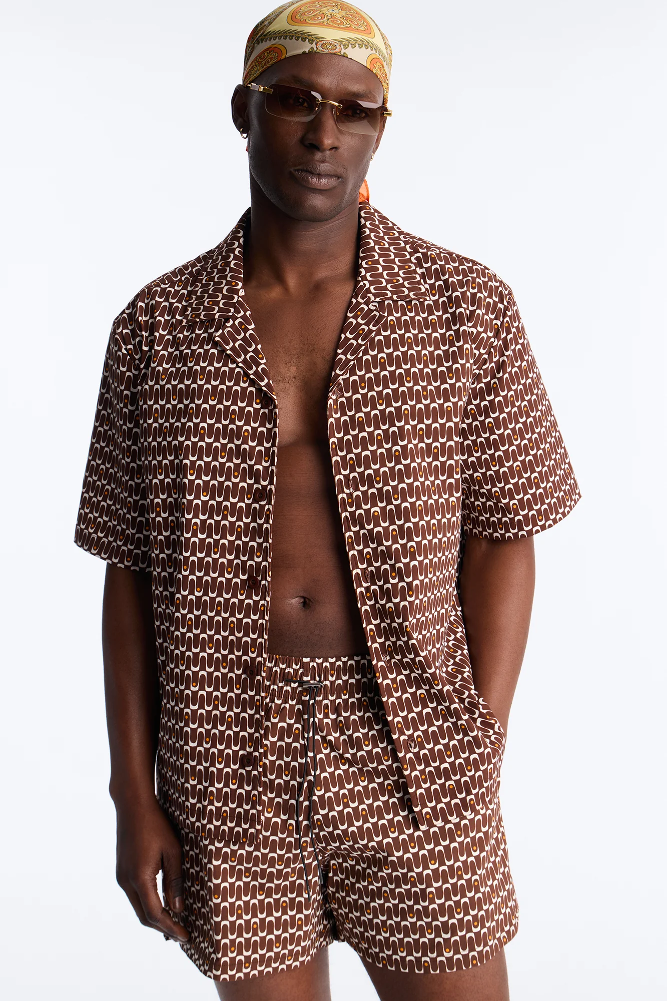 Relaxed Disco Plunge Geometric Cuban Collar Button Up Shirt - White/combo