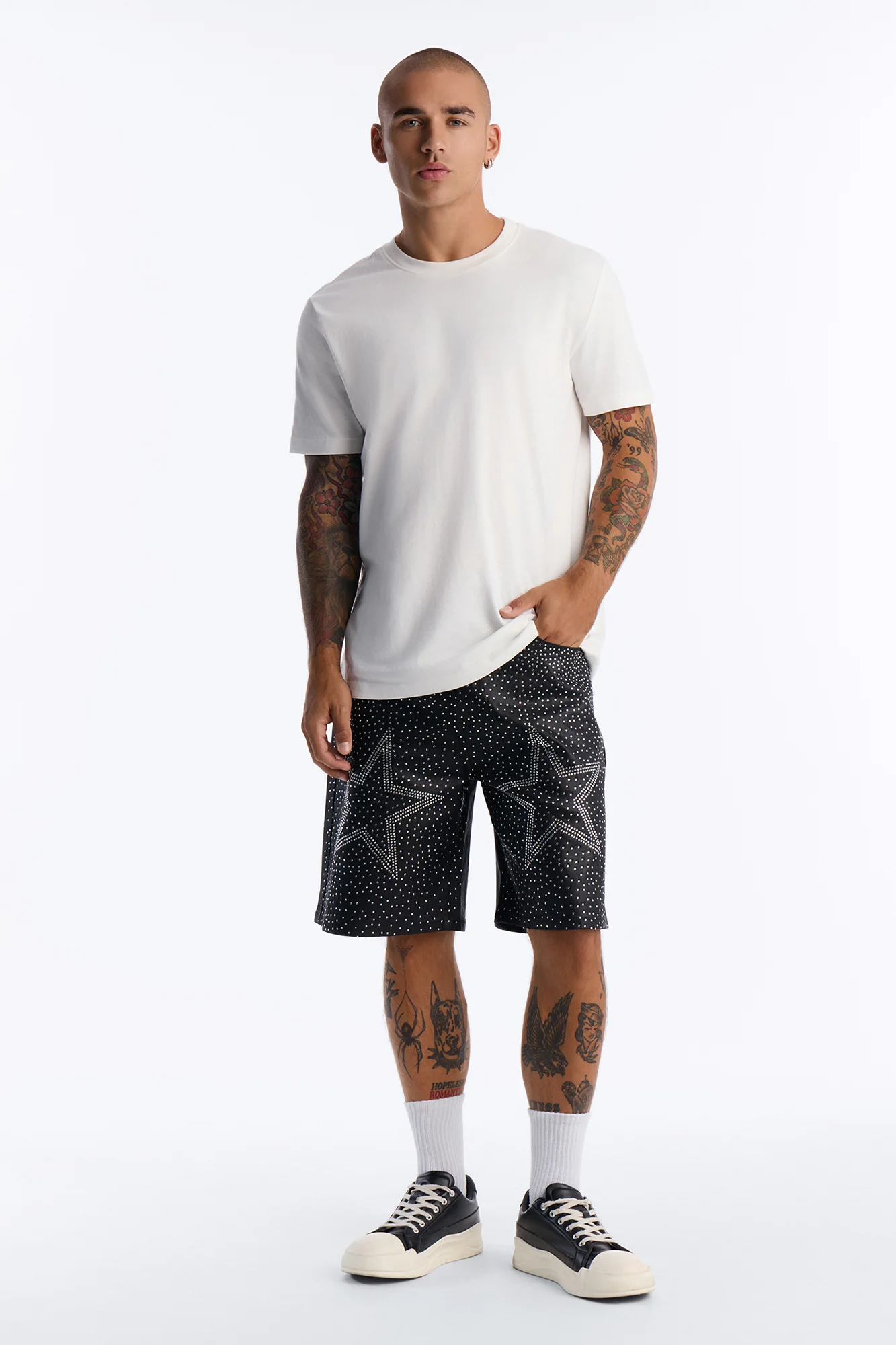 Relaxed Sidus Faux Leather Short - Black - Image 2