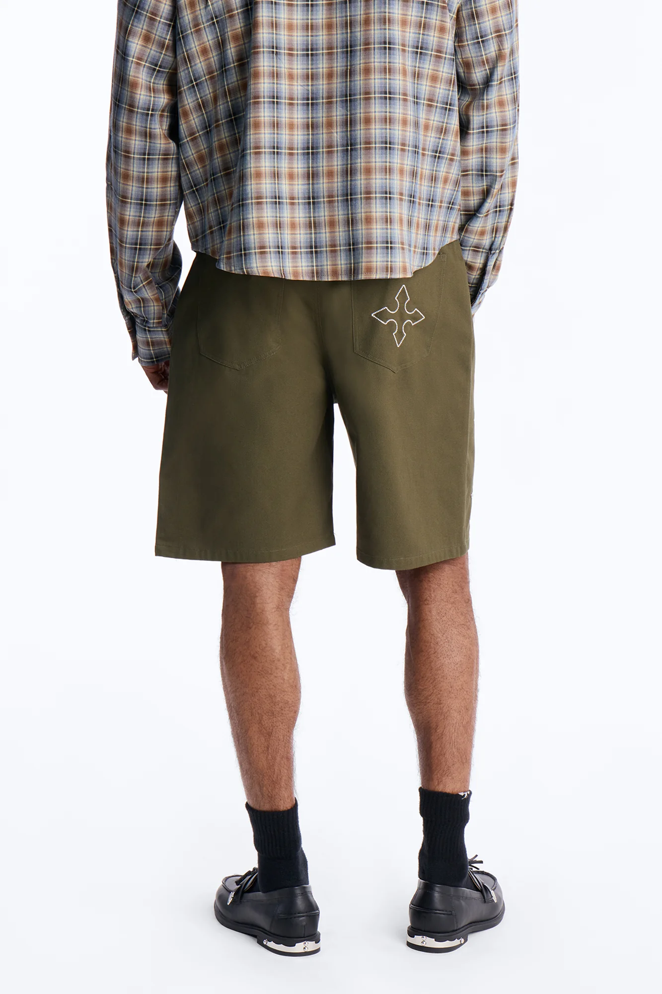 Relaxed Vatican City Stitched Embellished Short - Olive - Image 5