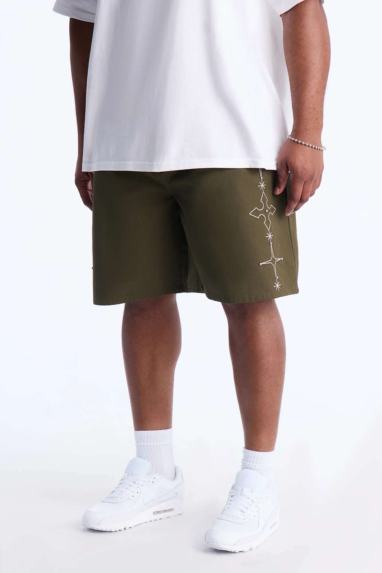 Relaxed Vatican City Stitched Embellished Short - Olive - Image 7