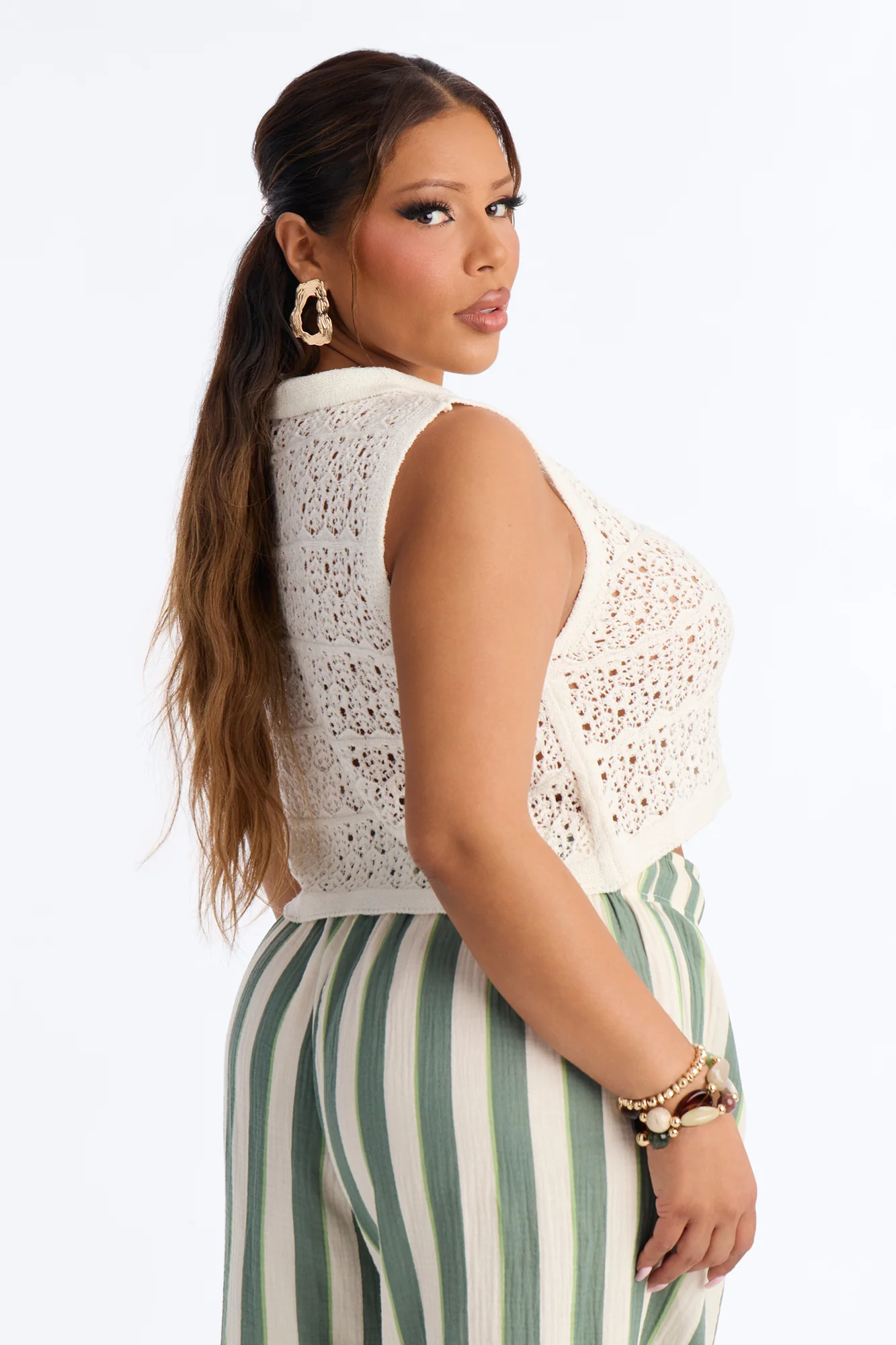 Rhiannon Cropped Crochet Vest Top - Cream - Image 8