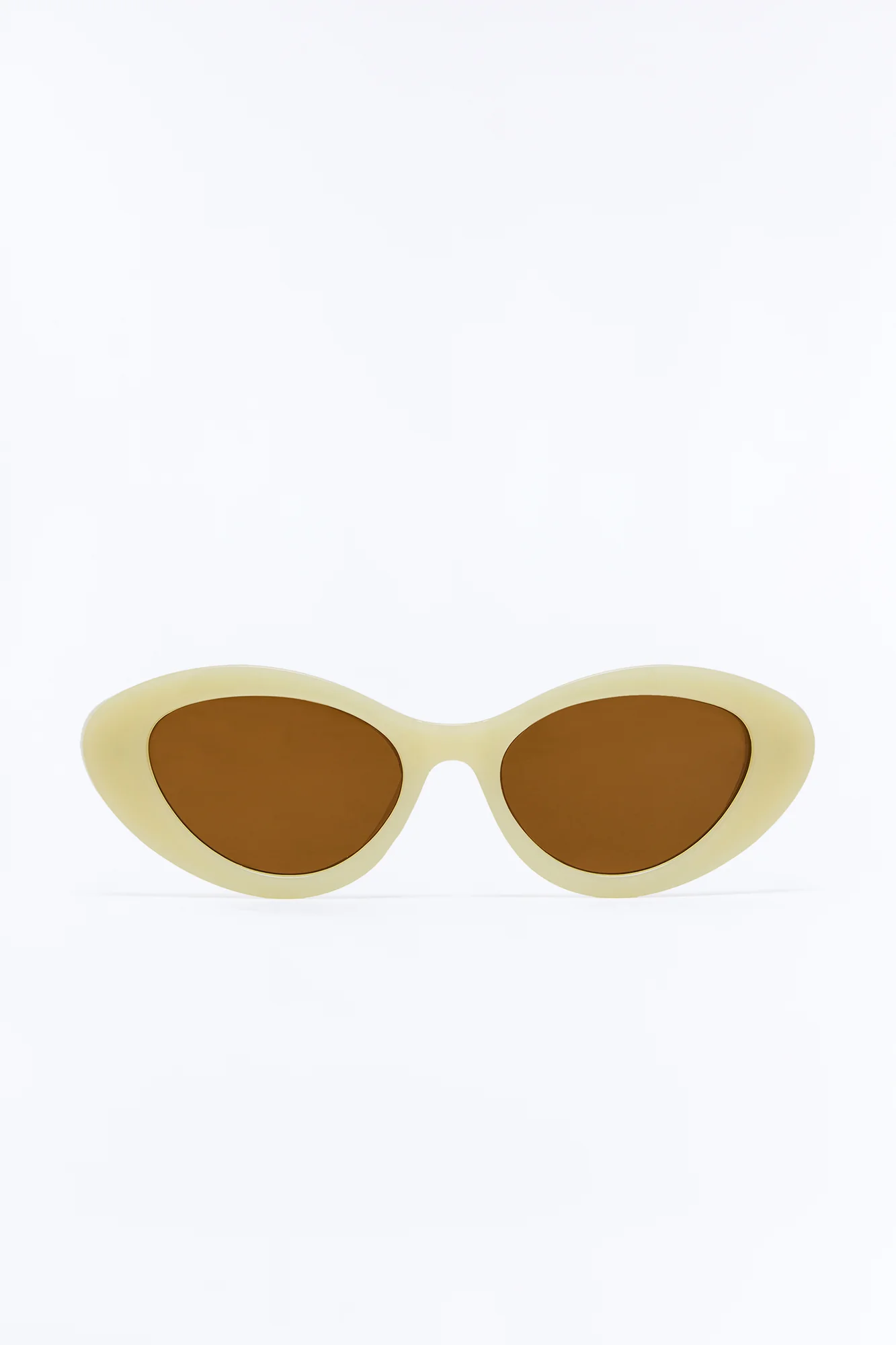 Rooftop Lunch Views Sunglasses - Yellow - Image 3