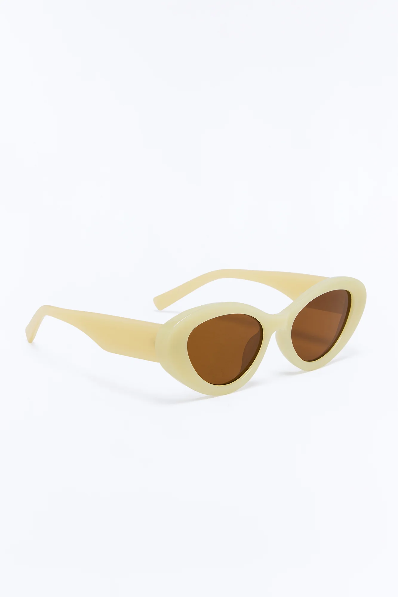 Rooftop Lunch Views Sunglasses - Yellow - Image 4
