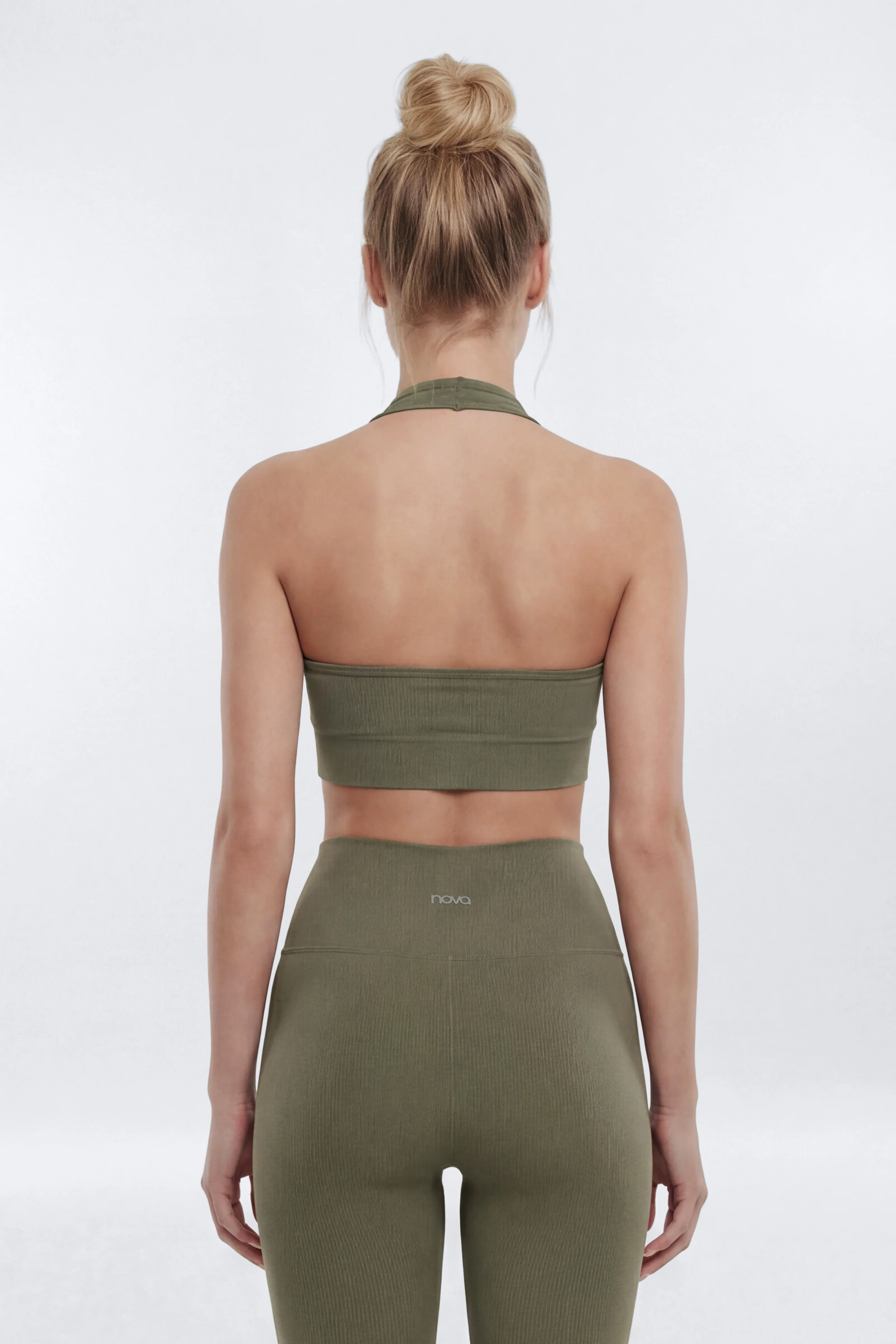 SeamlessLift™ Halter Sports Bra - Moss - Image 4