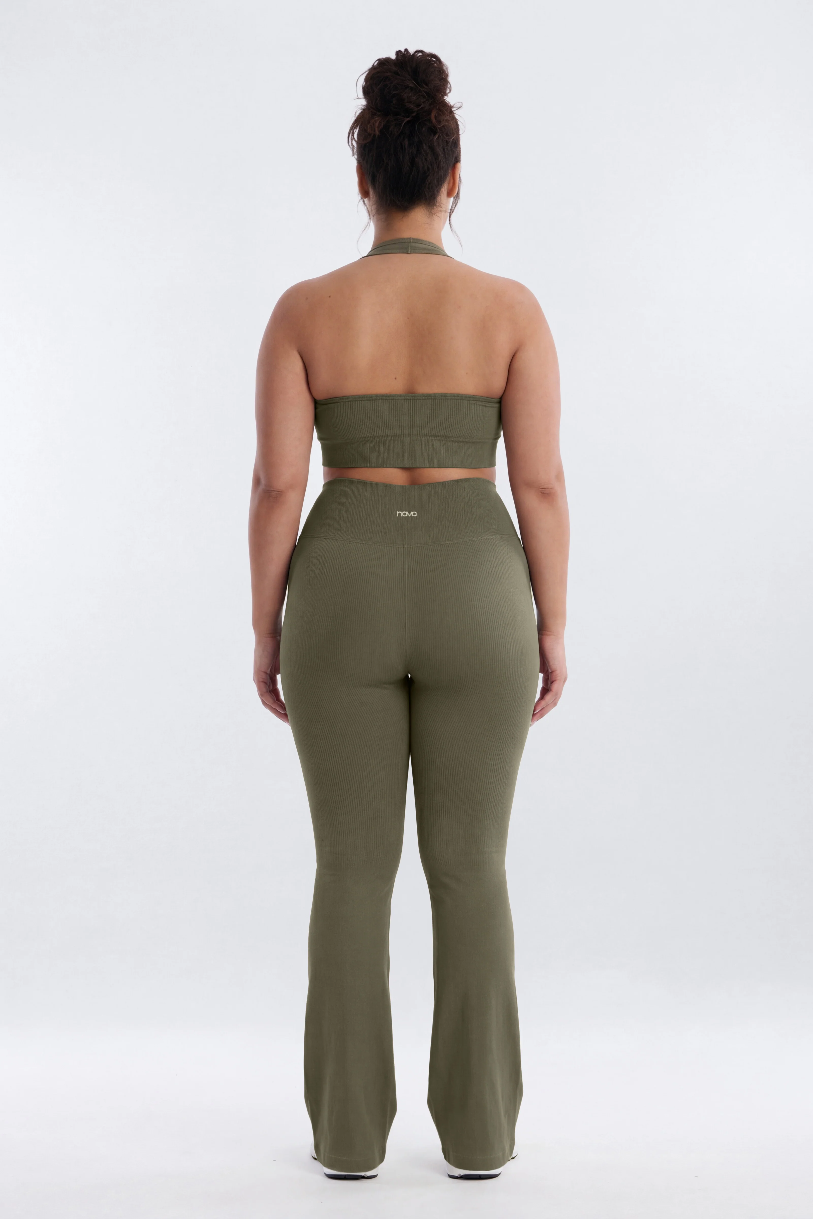 SeamlessLift™ Halter Sports Bra - Moss - Image 8