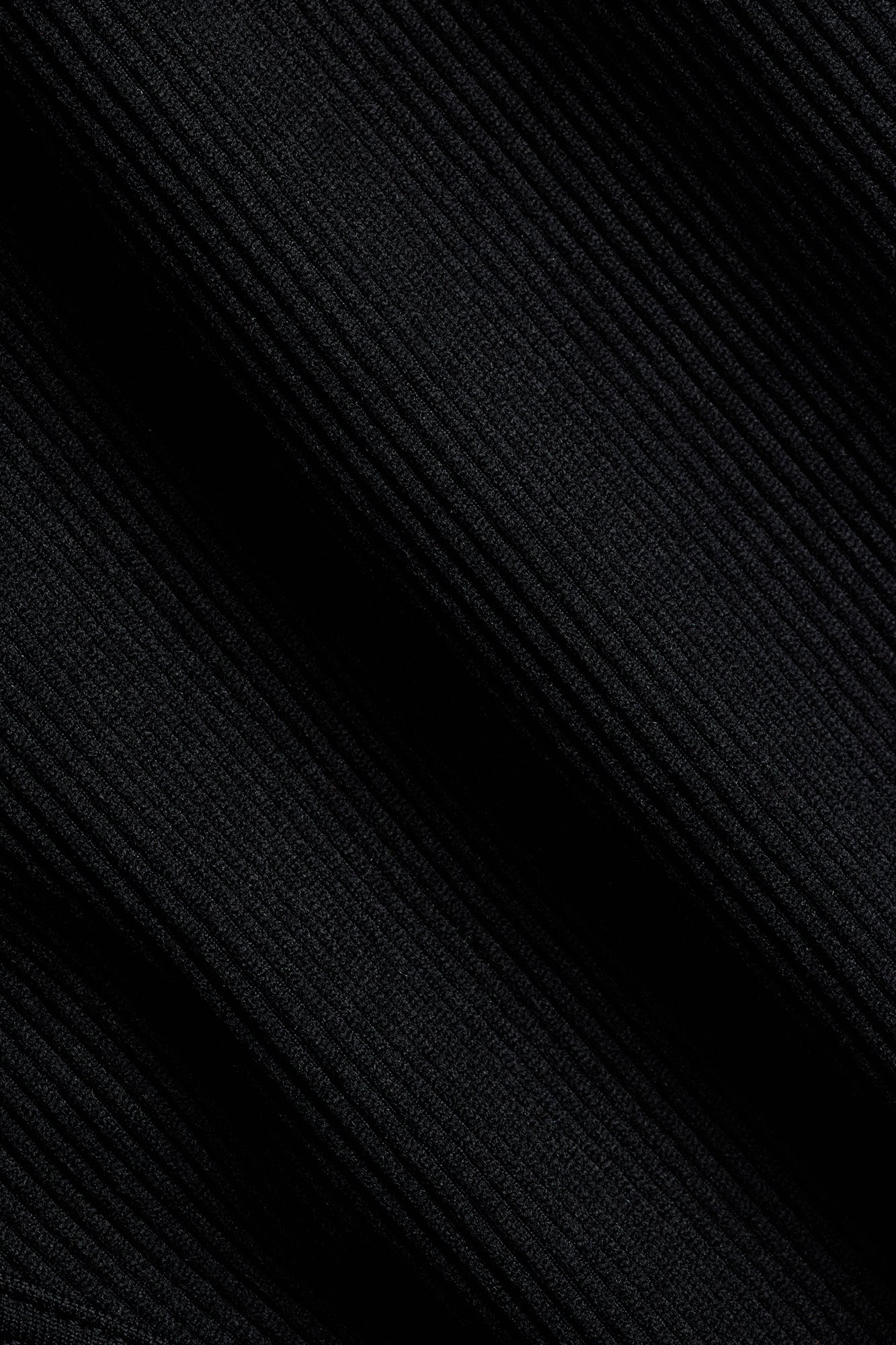 SeamlessLift™ Soft V-Front Racerback Sports Bra - Black - Image 4