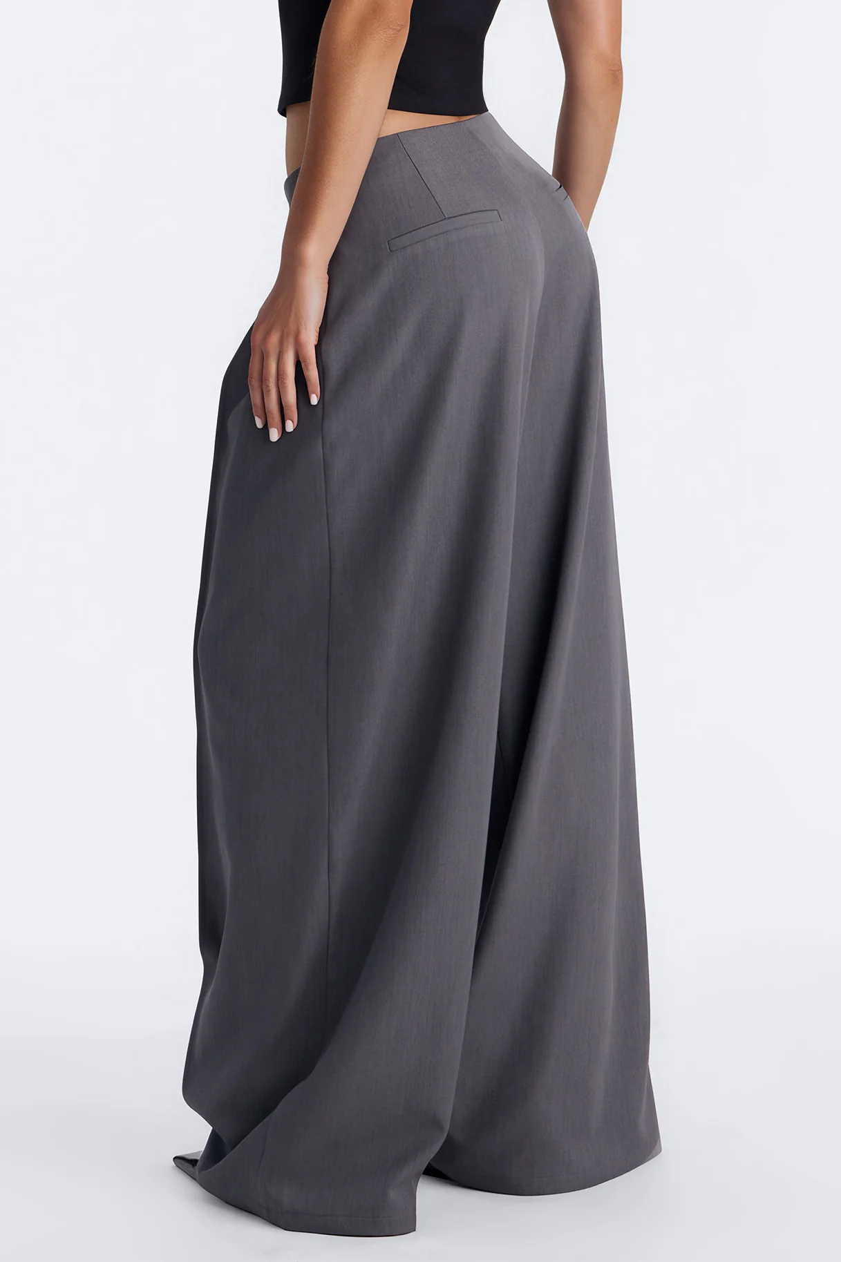 Sequoia High Rise Wide Leg Deep Pleated Trouser - Charcoal - Image 4
