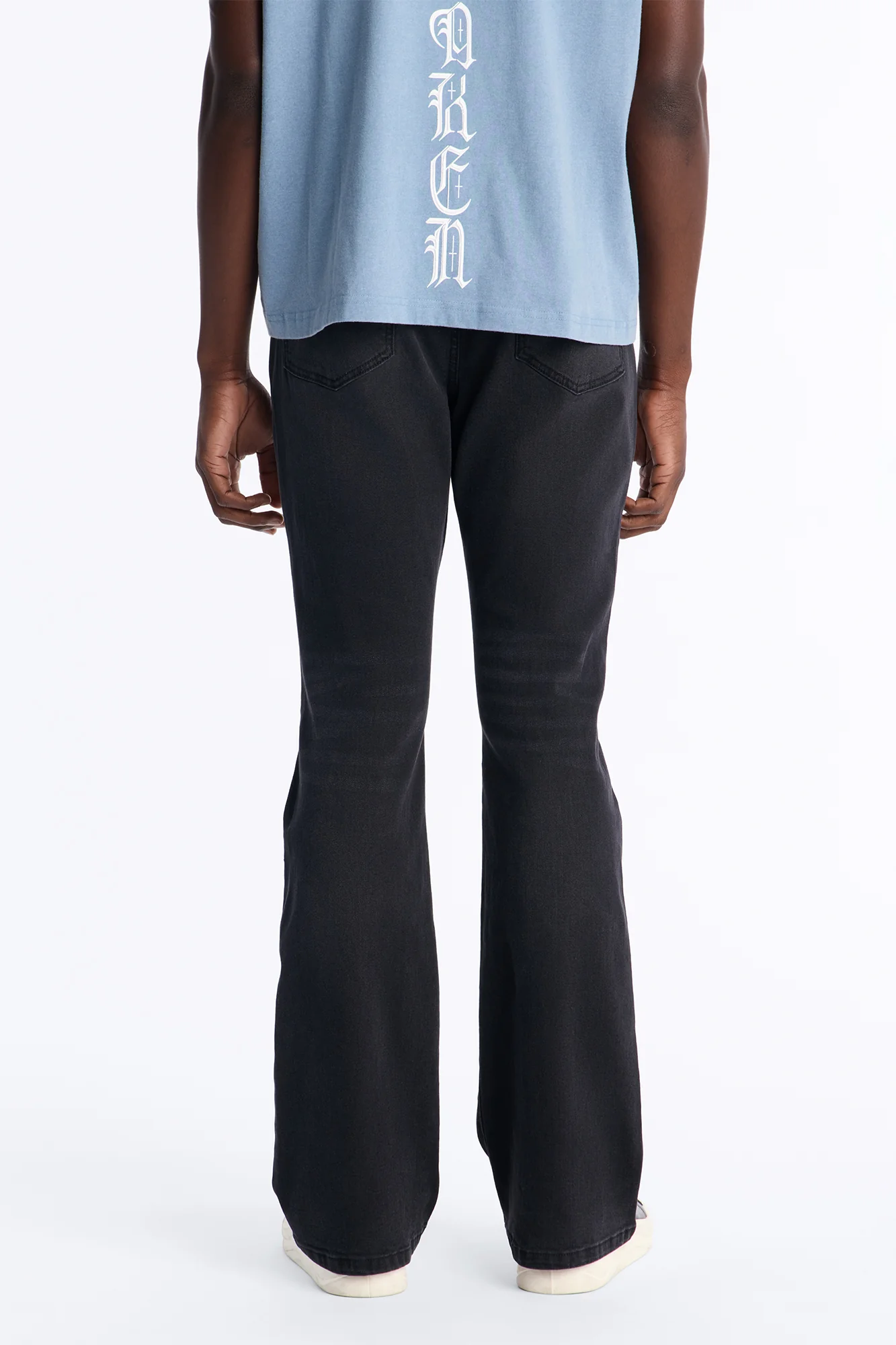 Stacked Skinny Flare Etched Distress Jeans - Black Wash - Image 4