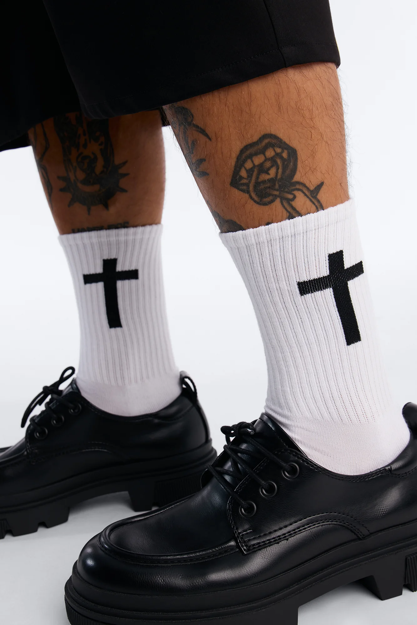 Stand Alone Cross Ribbed Crew Socks - White - Image 2