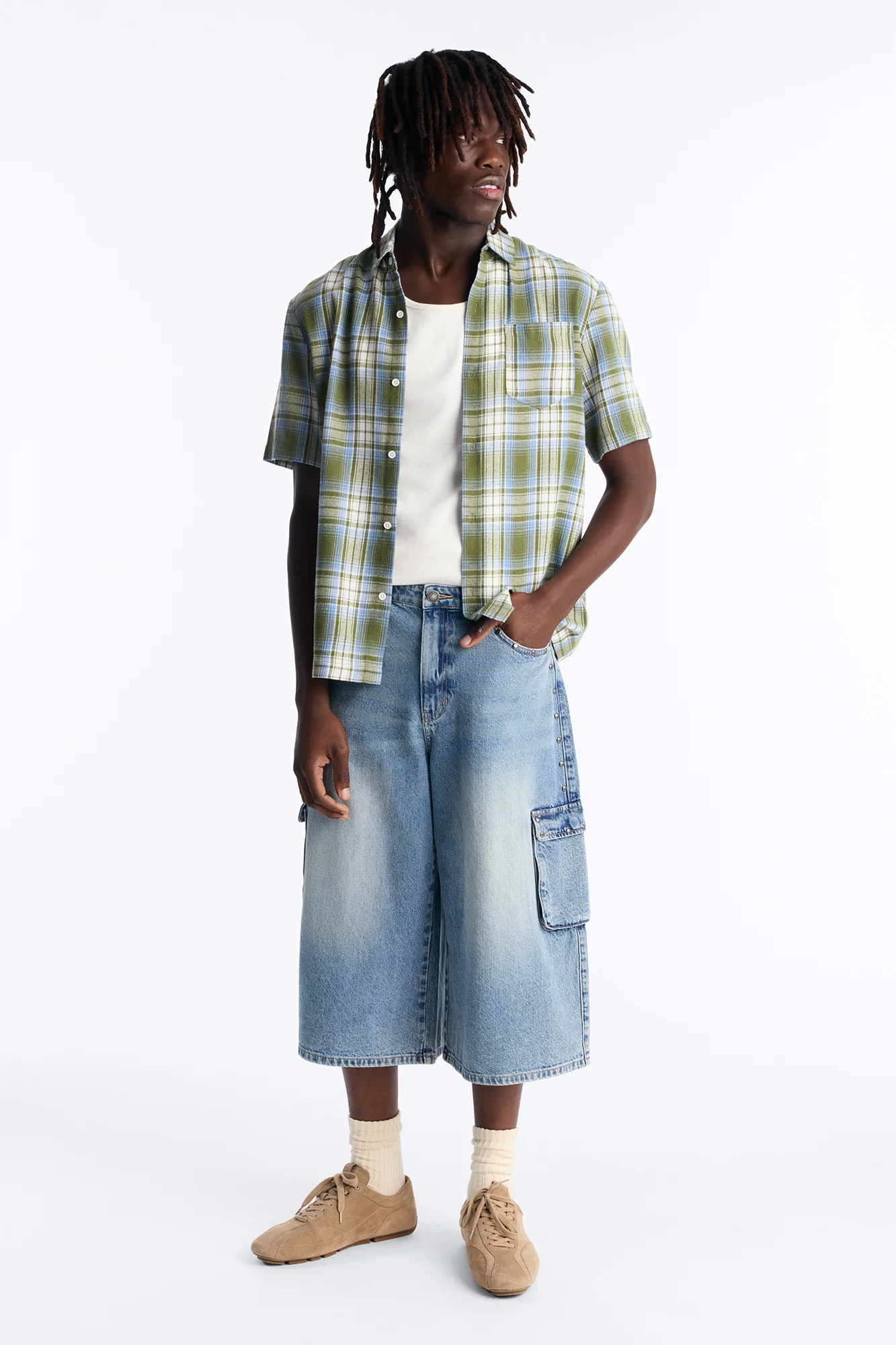 Super Baggy Studded Cargo Denim Short - Medium Blue Wash - Image 2