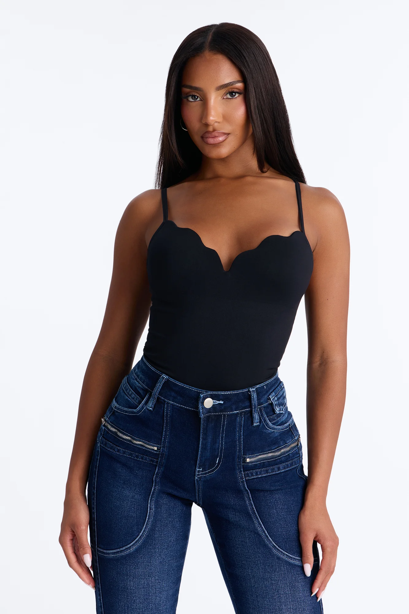 Sydney Padded Scallop Neck Seamless Bodysuit - Black - Image 3