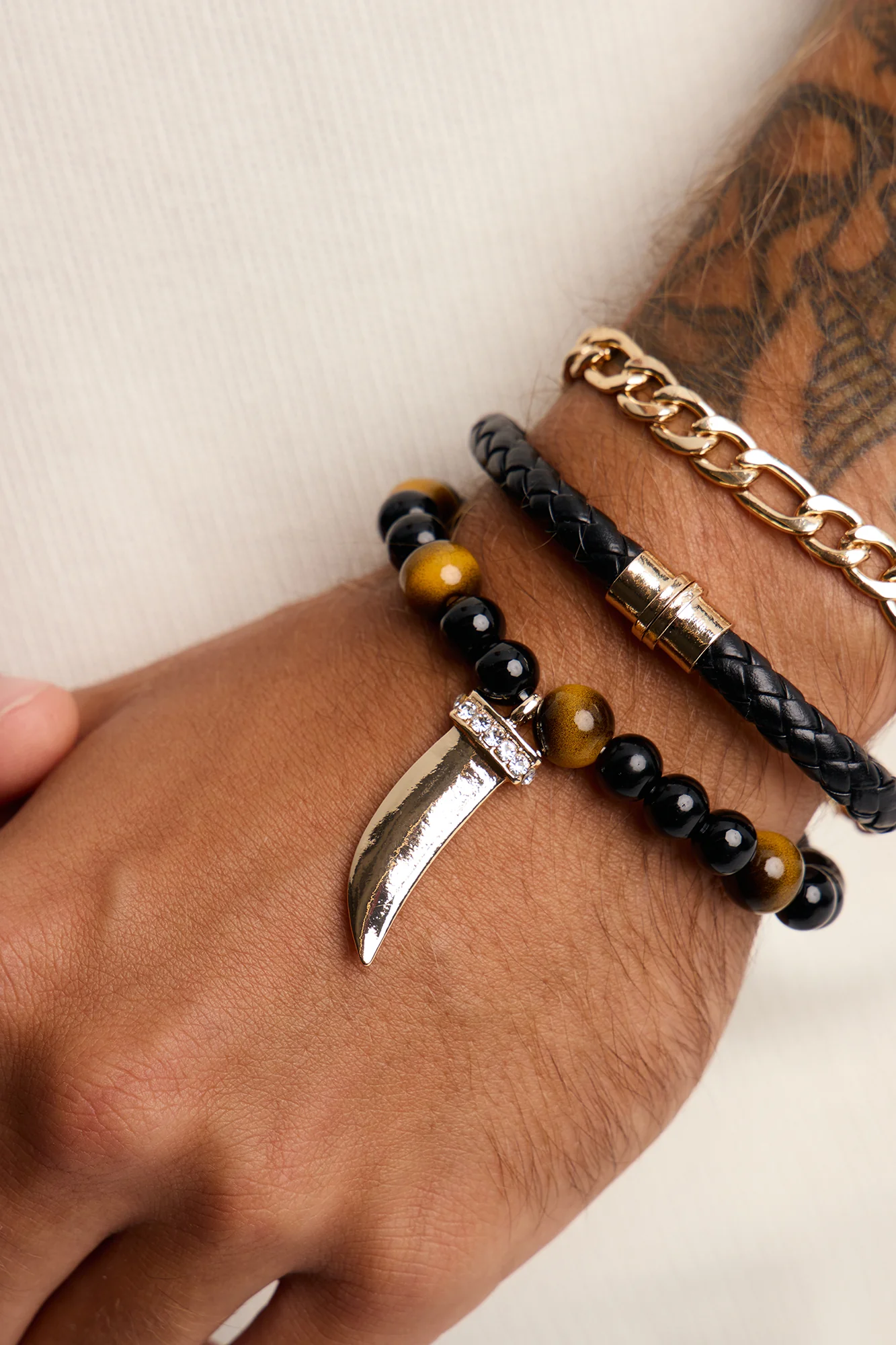 Tiger Tooth Beaded Bracelet Set - Gold - Image 3