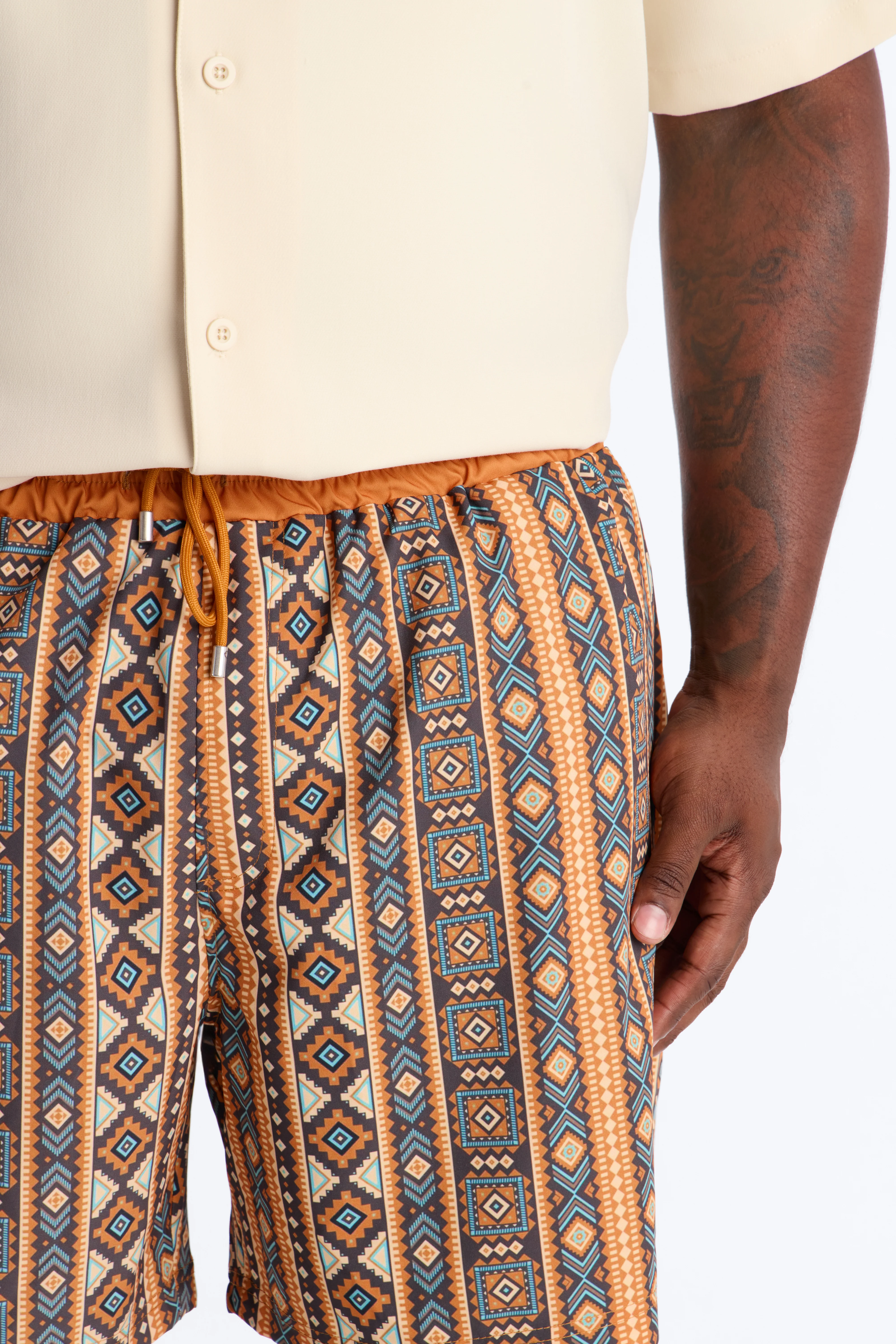 Tribal Coast Swim Trunk 7″ - Multi Color - Image 8
