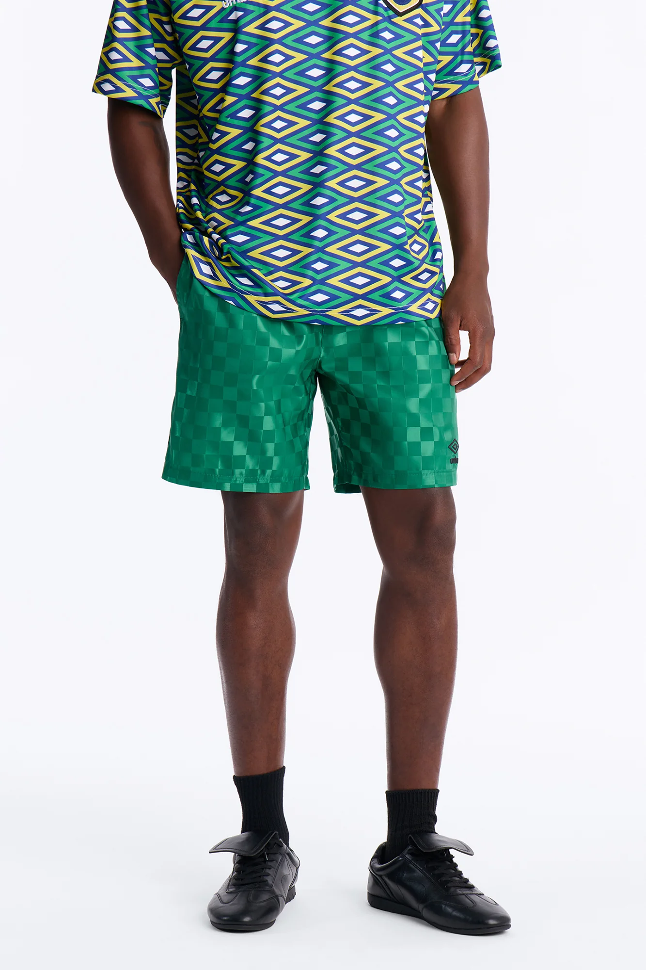 Umbro Checkered Soccer Shorts - Green - Image 2