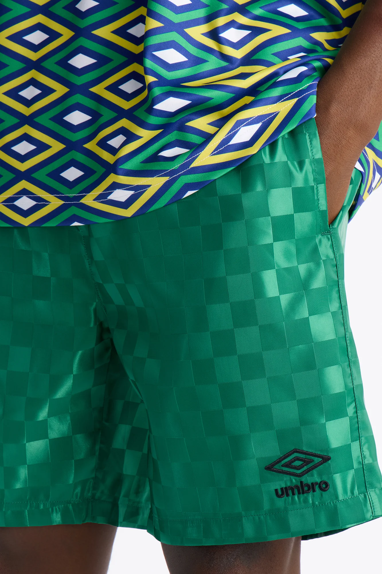 Umbro Checkered Soccer Shorts - Green - Image 3