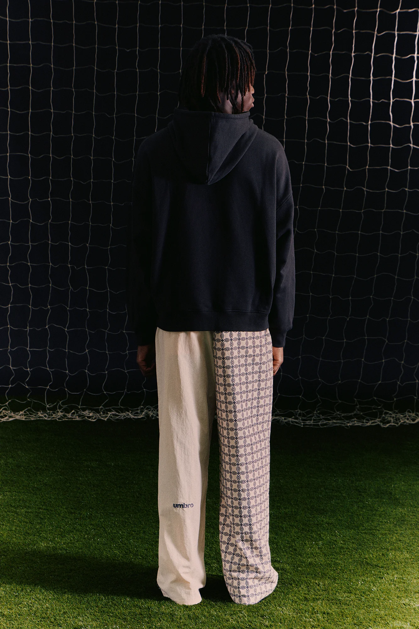 Umbro Hoodie - Black - Image 4