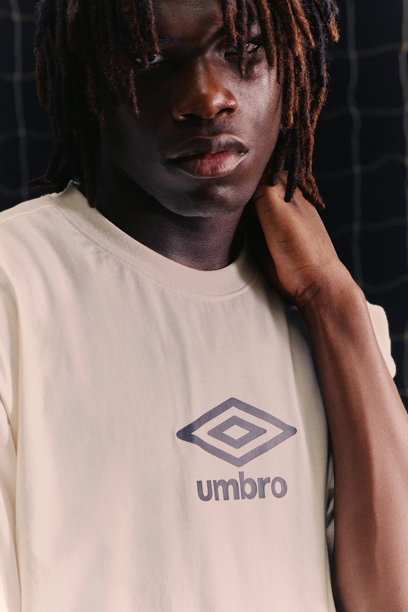 Umbro Logo Short Sleeve Tee - Cream - Image 3