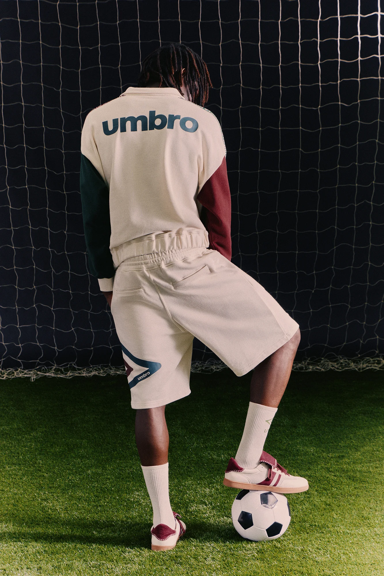 Umbro Logo Sweatshort - Cream/combo - Image 5