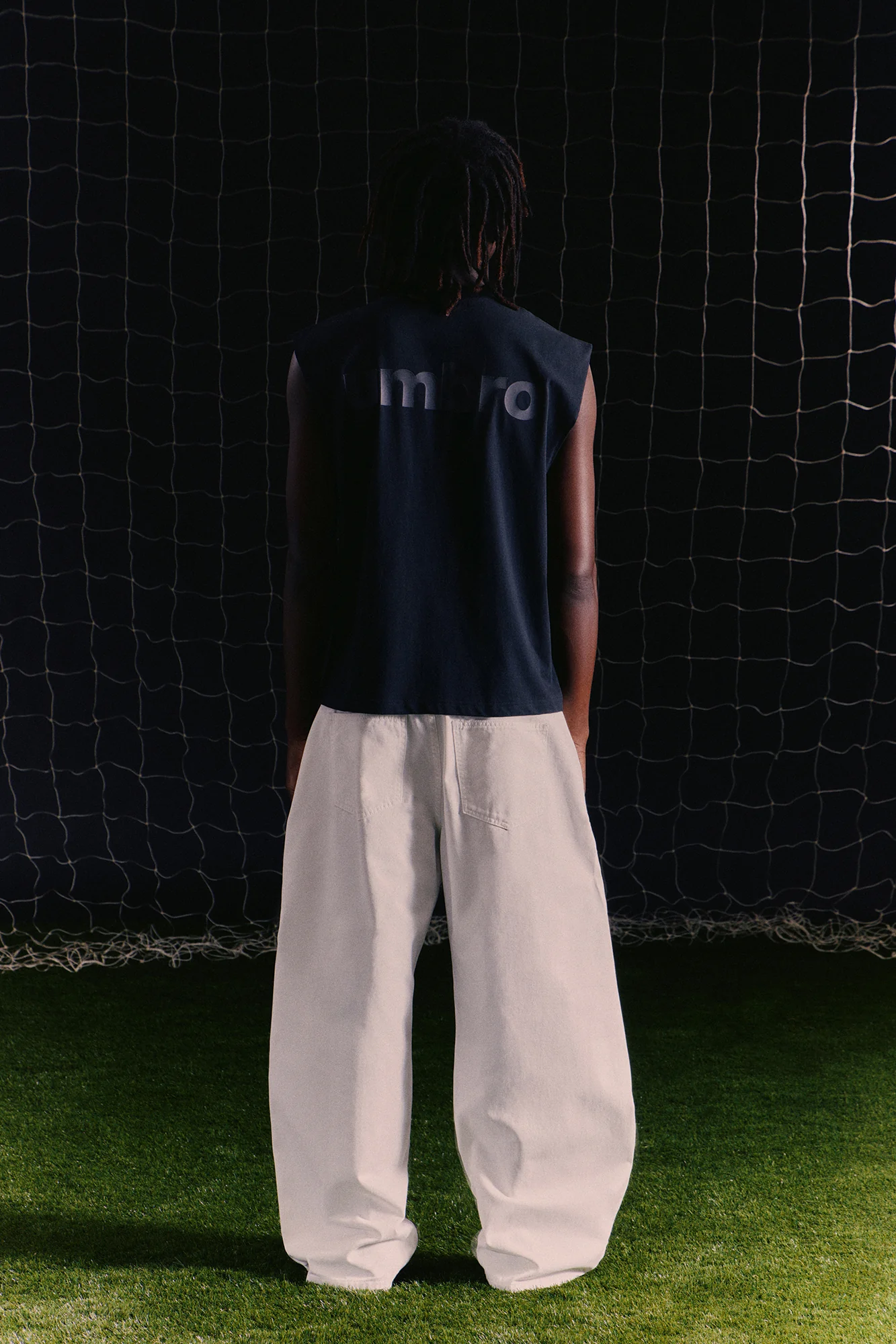 Umbro Muscle Tee - Black - Image 3