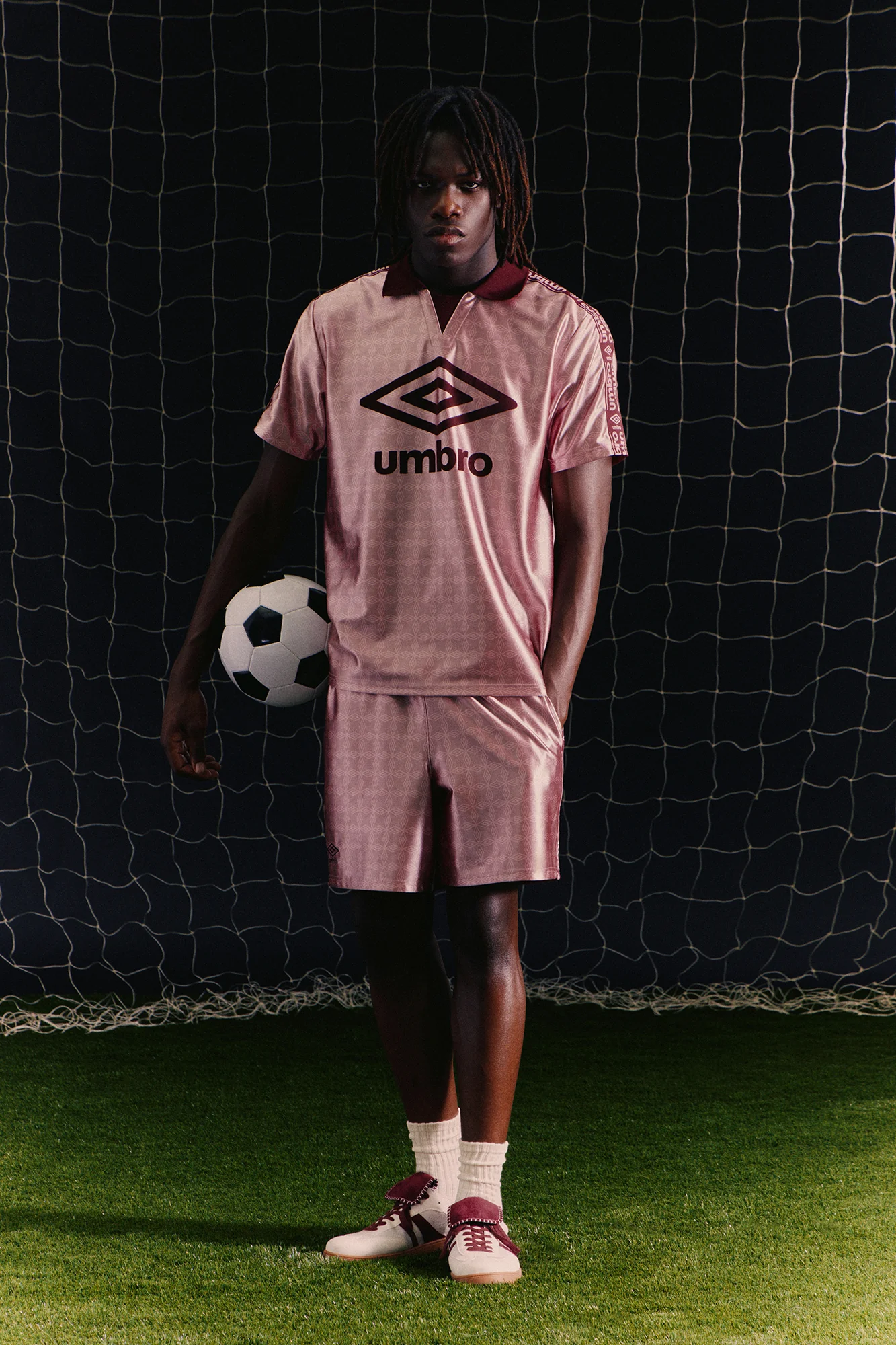 Umbro Side Tape Soccer Jersey - Pink - Image 2