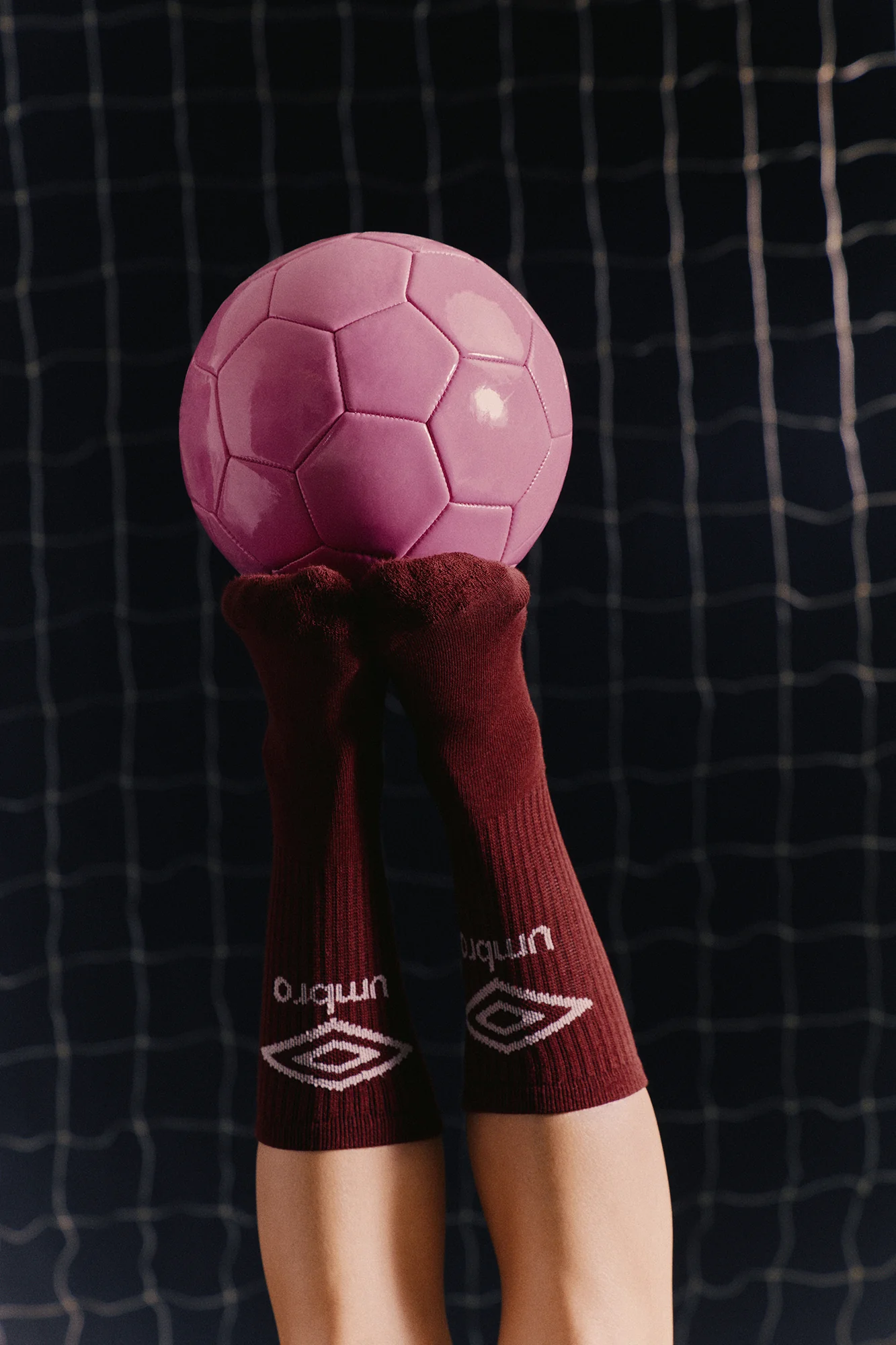 Umbro Womens Crew Sock - Wine - Image 3