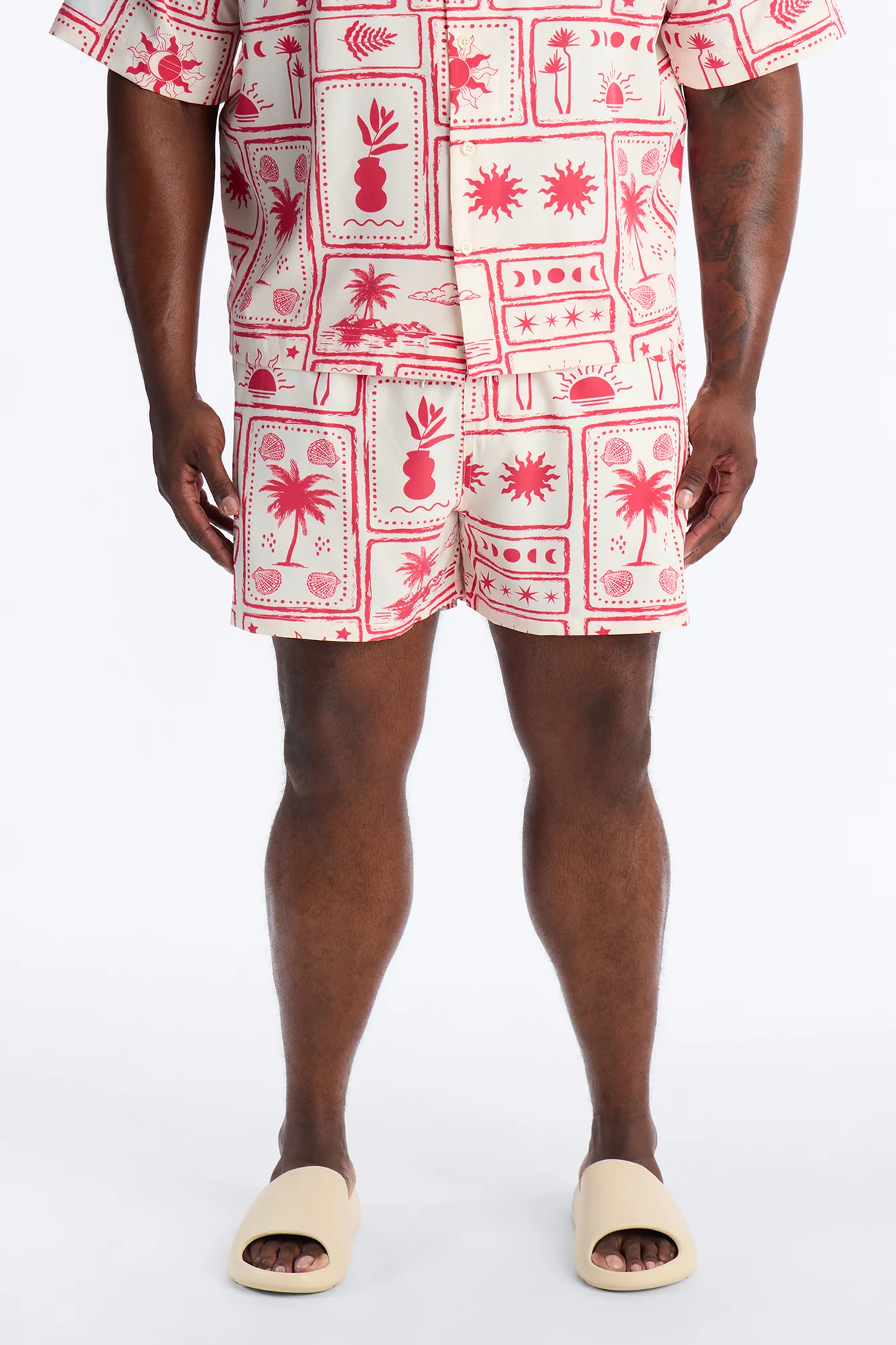 Vacation Motif Swim Trunk 4″ - Red - Image 6