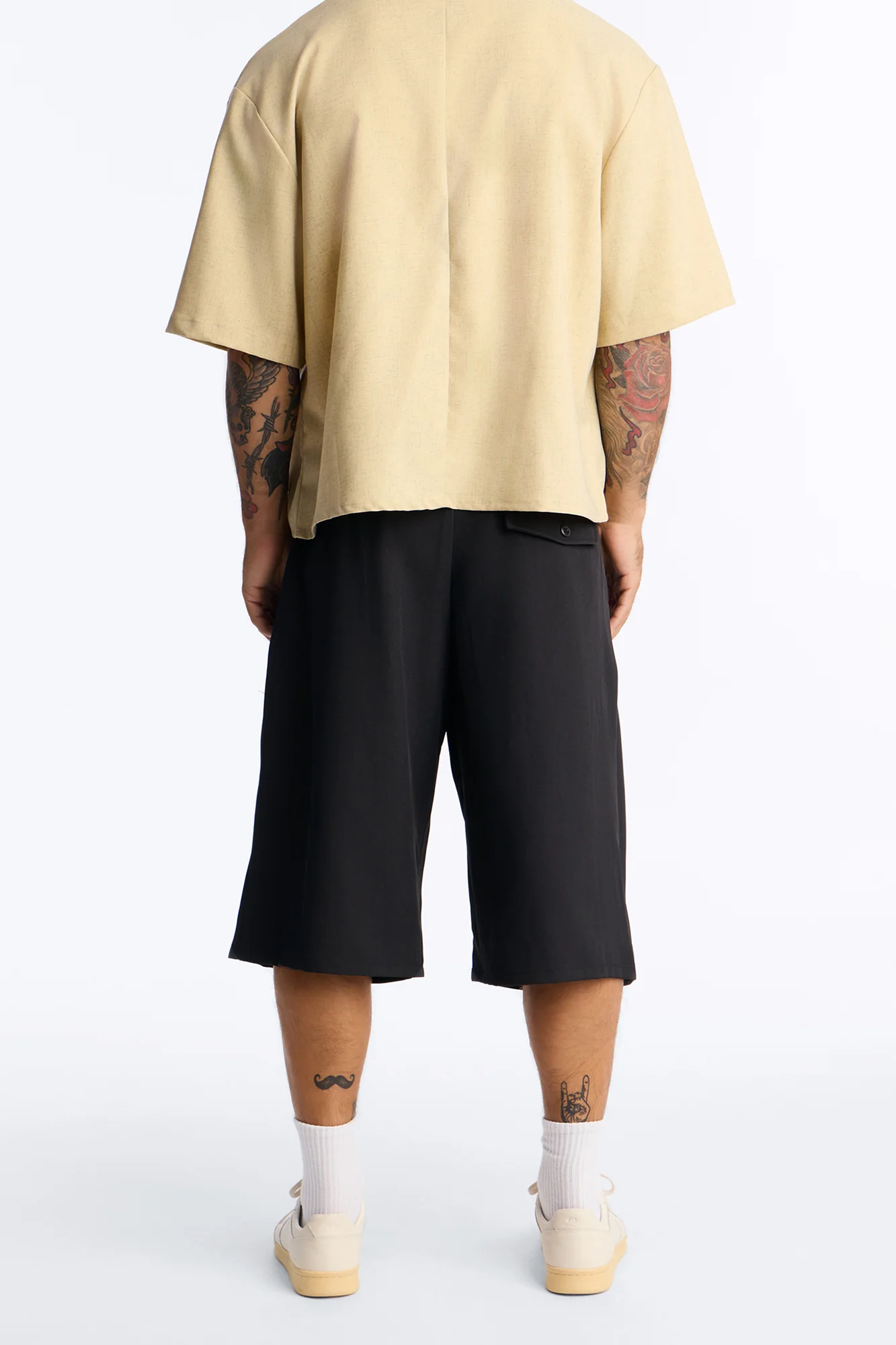 Vanderbilt Gurkha Baggy Trouser Short - Black - Image 4
