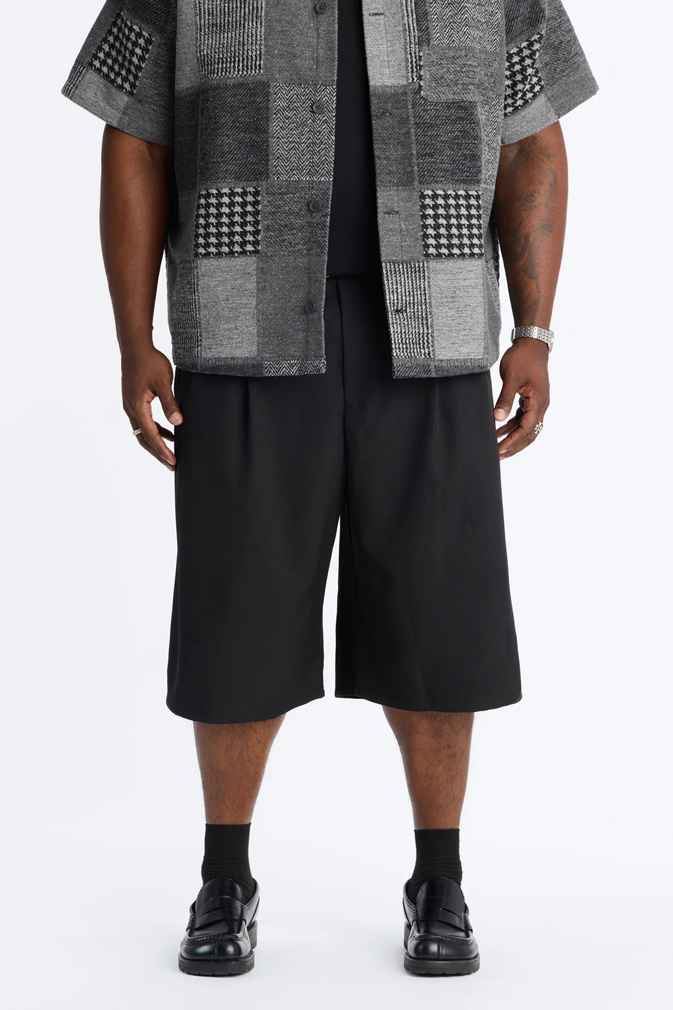 Vanderbilt Gurkha Baggy Trouser Short - Black - Image 5