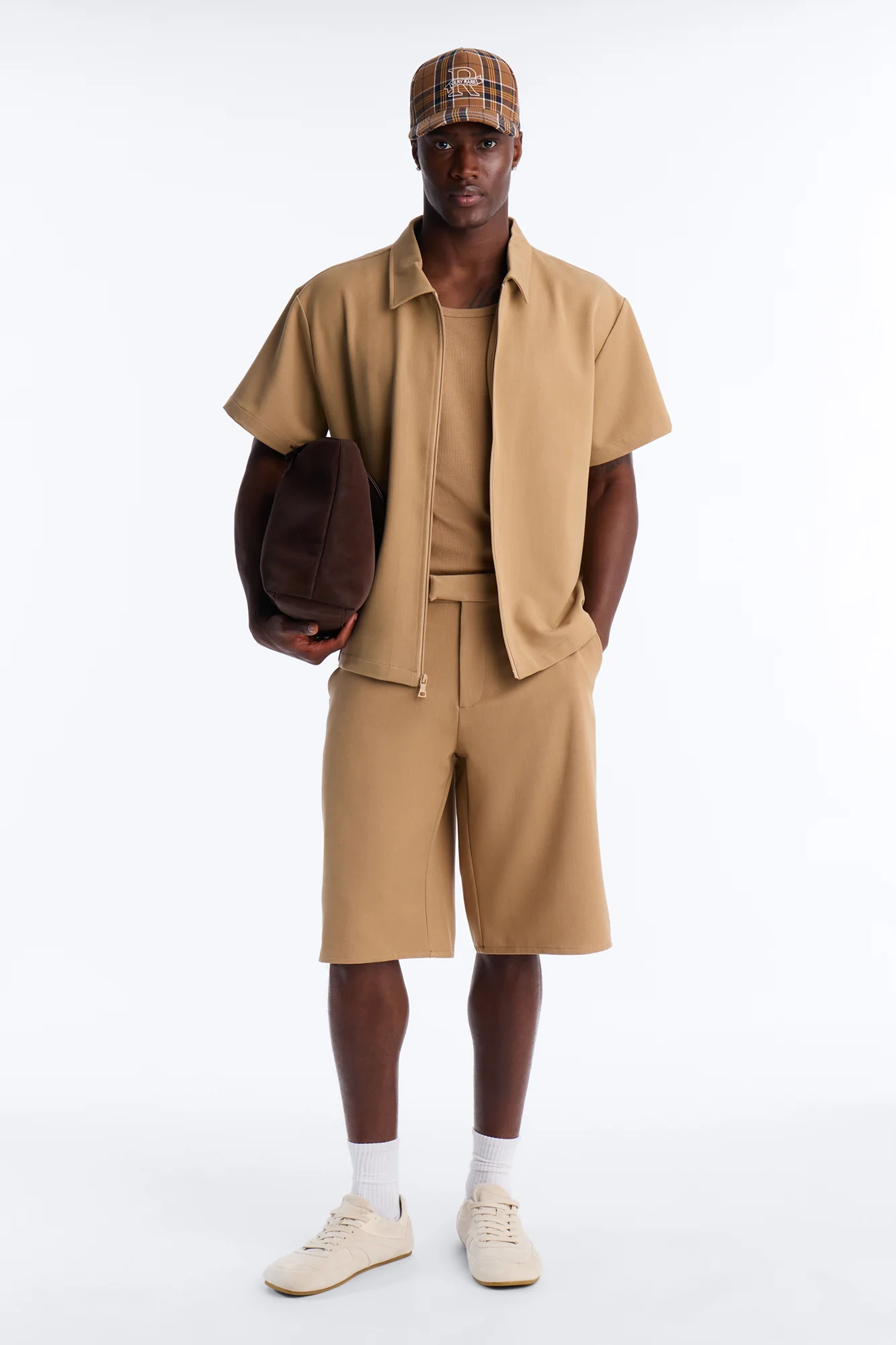 Ventura Tailored Relaxed Short - Brown