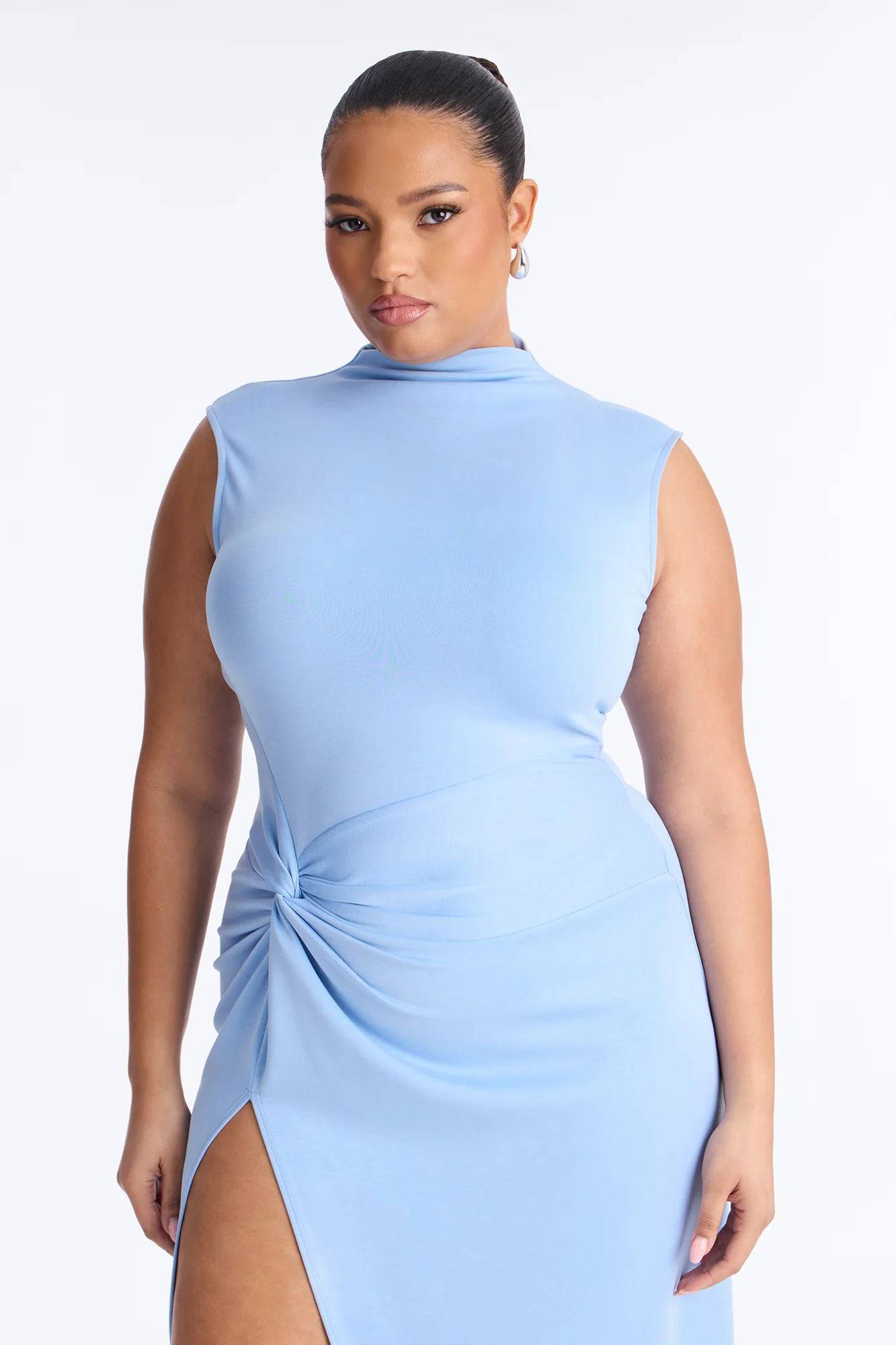Vivi Twist Maxi Dress - Blue - Image 6