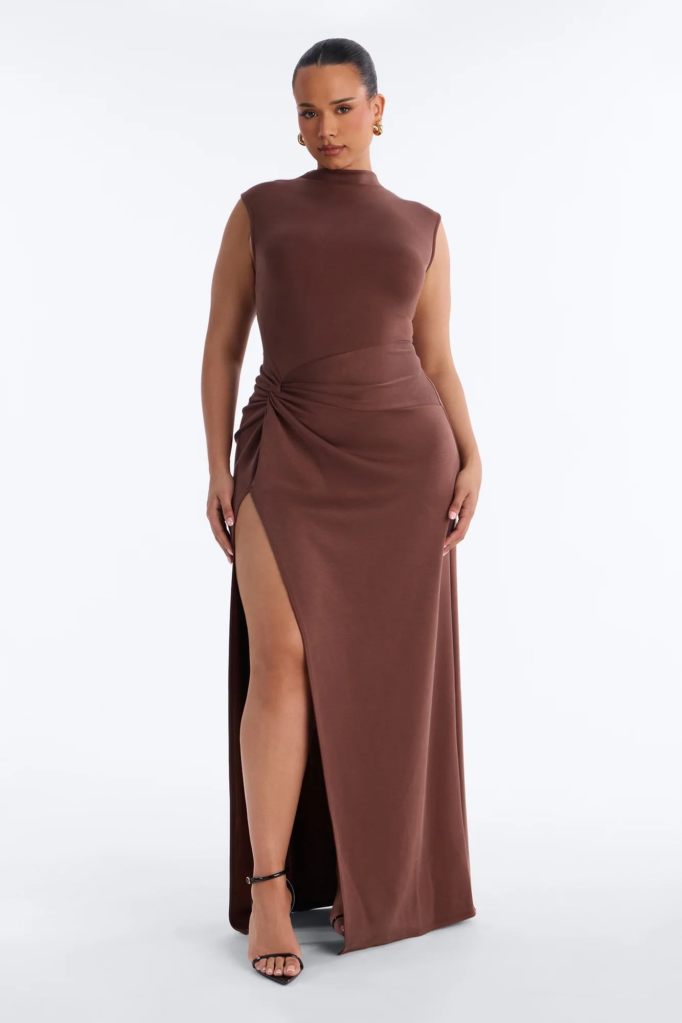 Vivi Twist Maxi Dress - Chocolate - Image 5