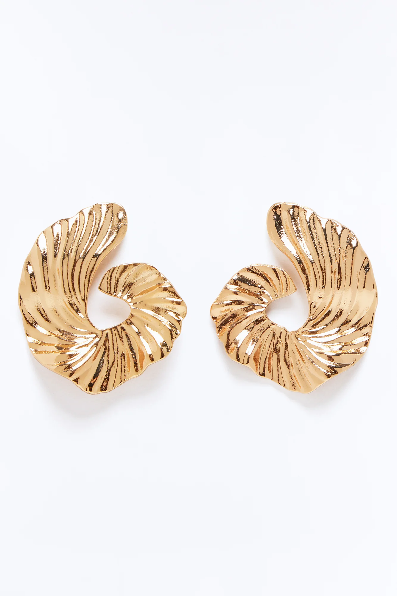 Waves And Wind Earrings - Gold - Image 3