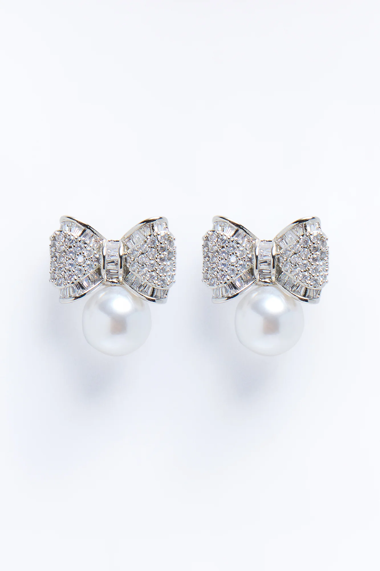 Wrapped In Sparkle Stud Earrings - Silver