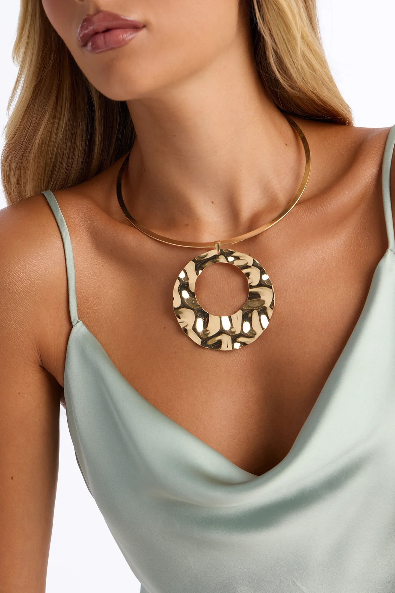 Wrapped In Warmth Necklace - Gold