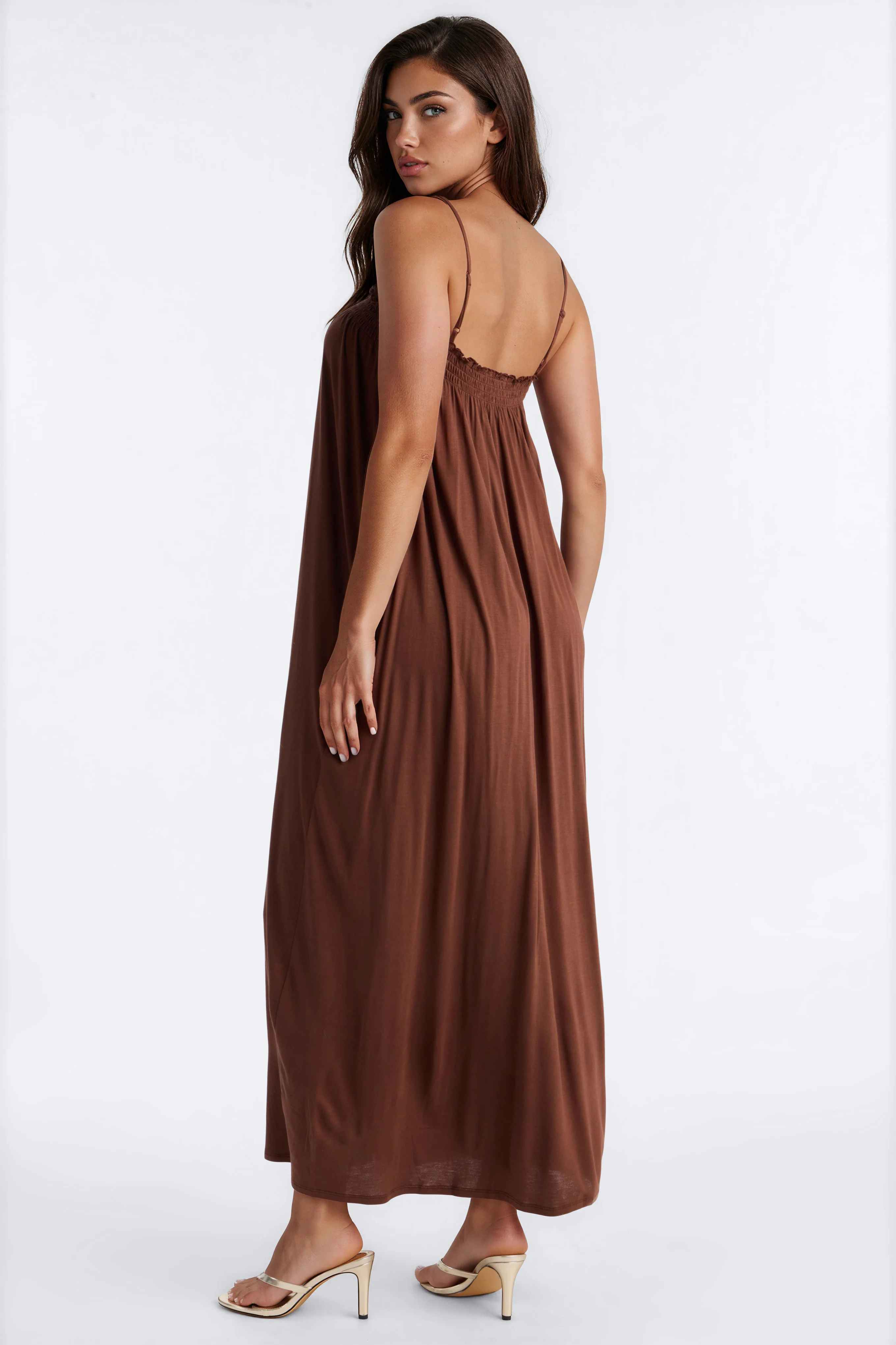 Zuri Flowy Maxi Dress - Chocolate - Image 4